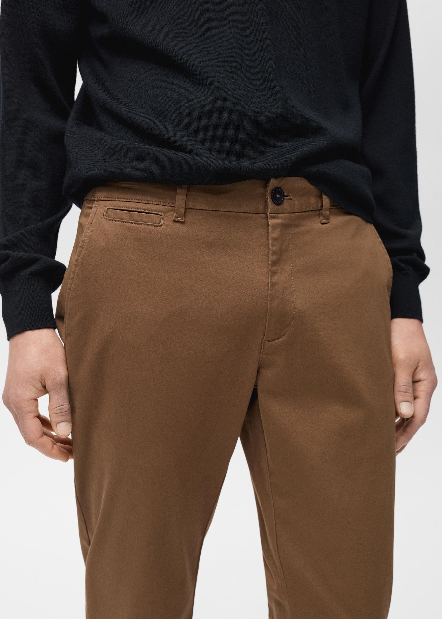 Prato cropped tapered chino pants - Men | MANGO USA Product Image