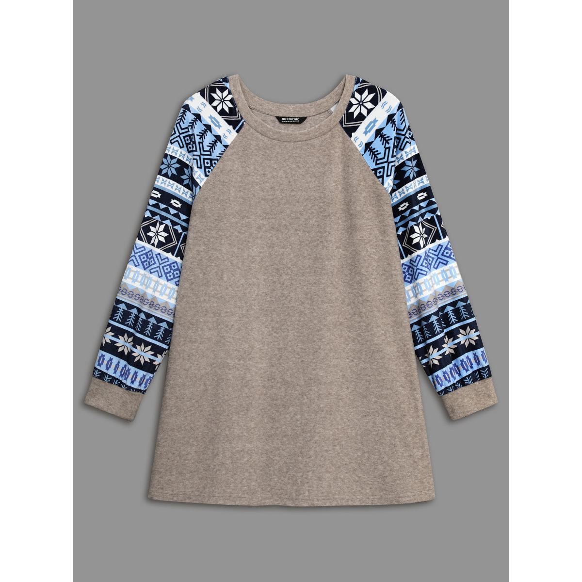 Plus Size Geometric Patchwork Contrast Raglan Sleeve Sweatshirt Women Champagne Casual Contrast Loose Round Neck Everyday Sweatshirts BloomChic 12/L Product Image