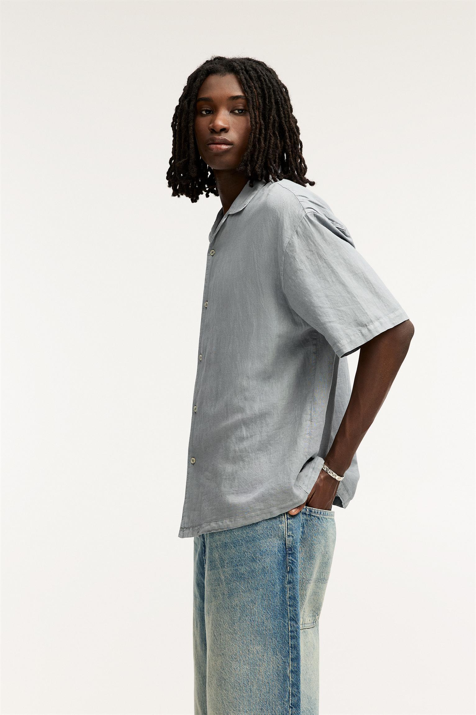Basic short sleeve linen blend shirt Product Image