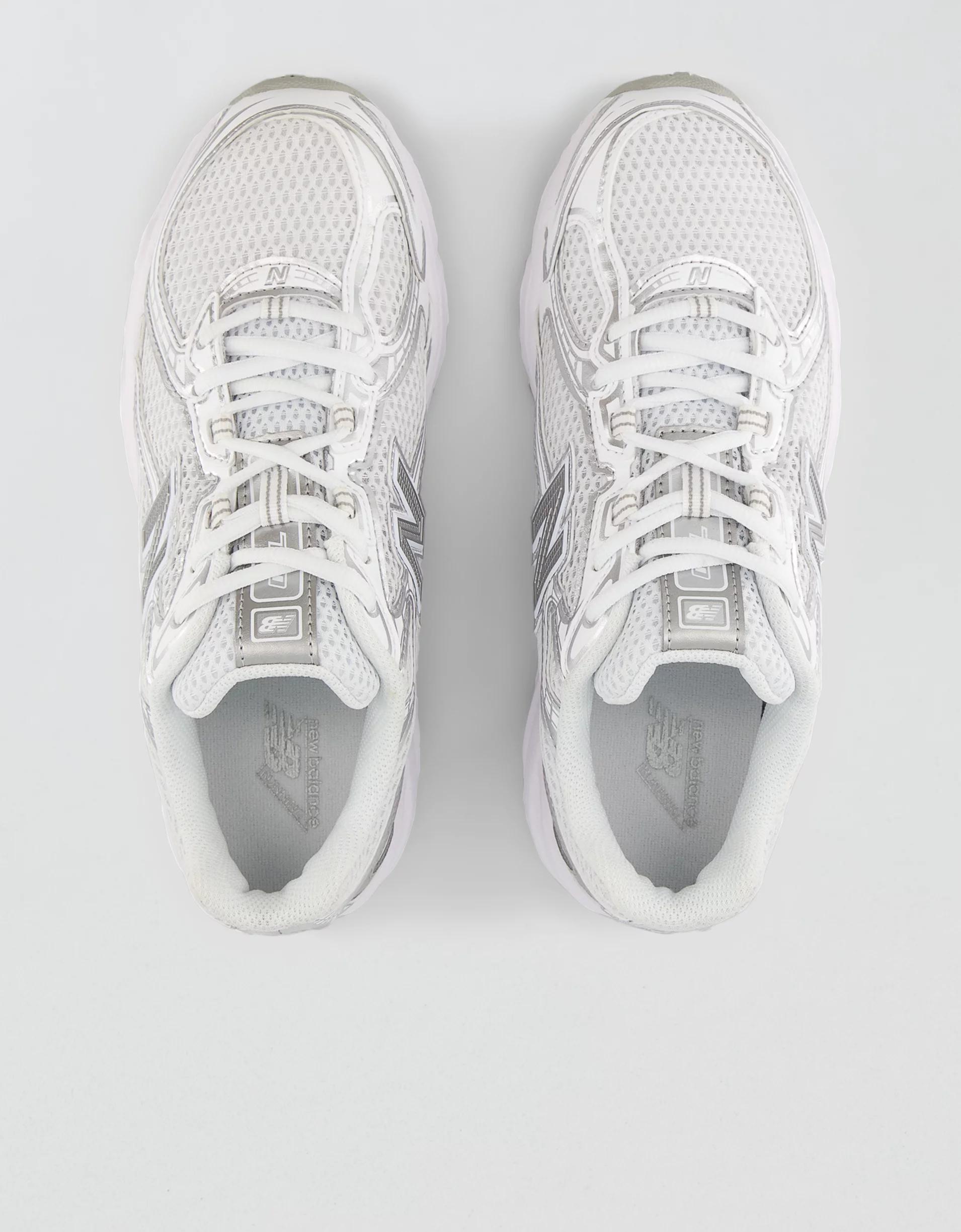 New Balance Men's 740 Sneaker Product Image