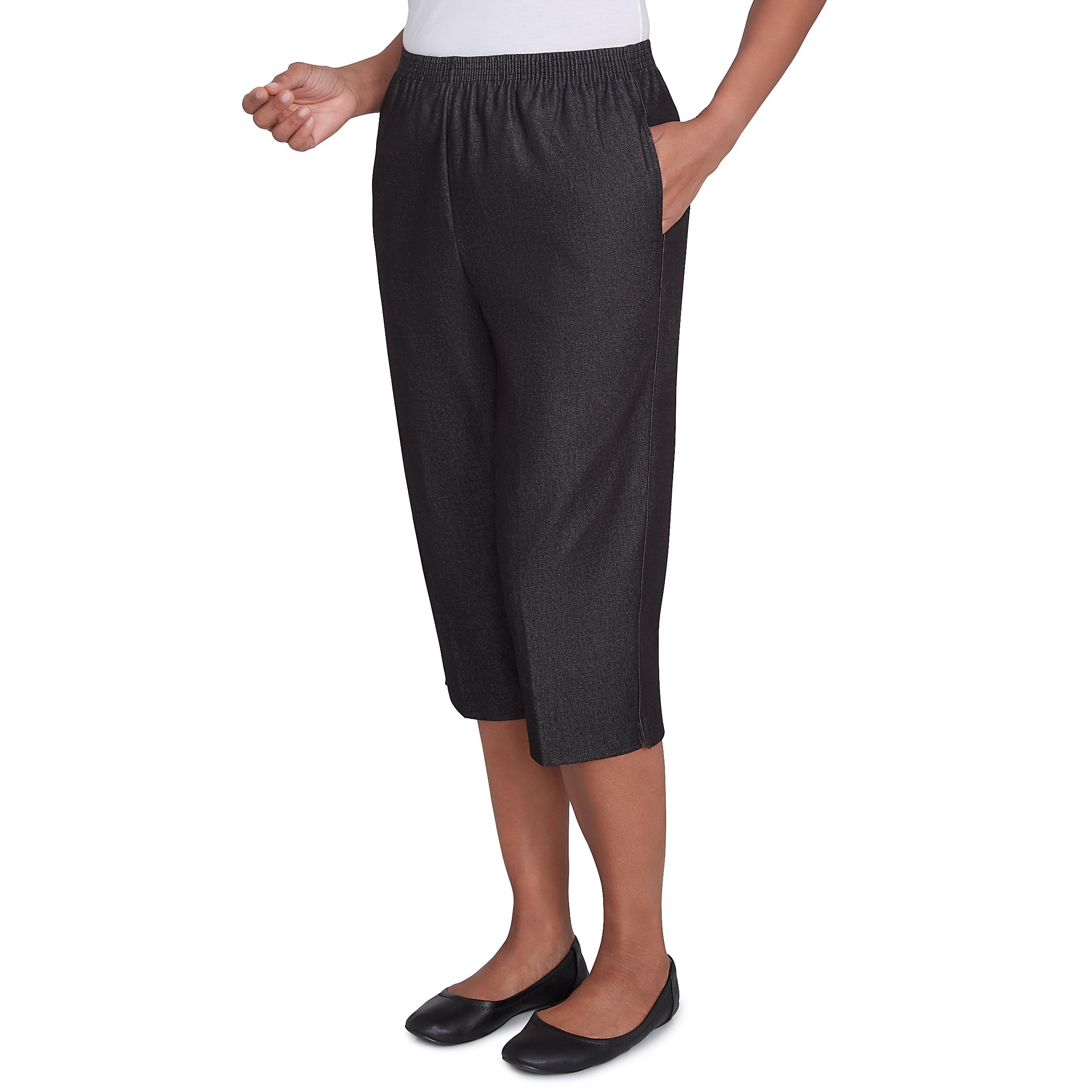 Alfred Dunner Relaxed Fit Denim Capri Product Image
