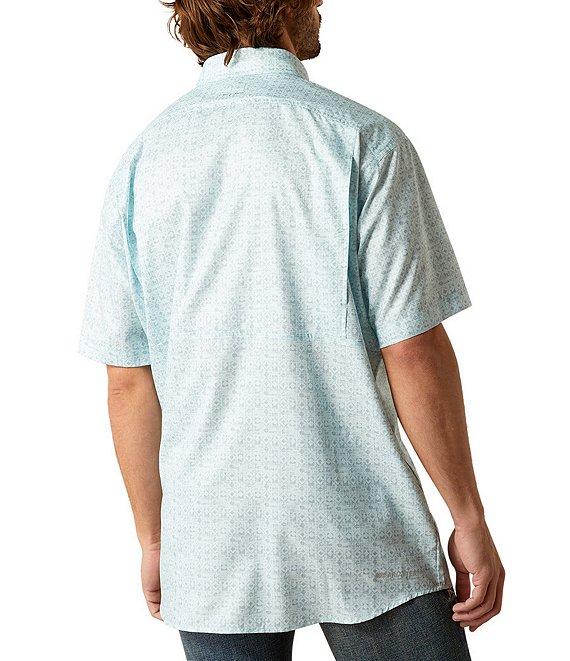 Ariat VentTEK Classic Fit Allover Pattern Short Sleeve Woven Shirt Product Image