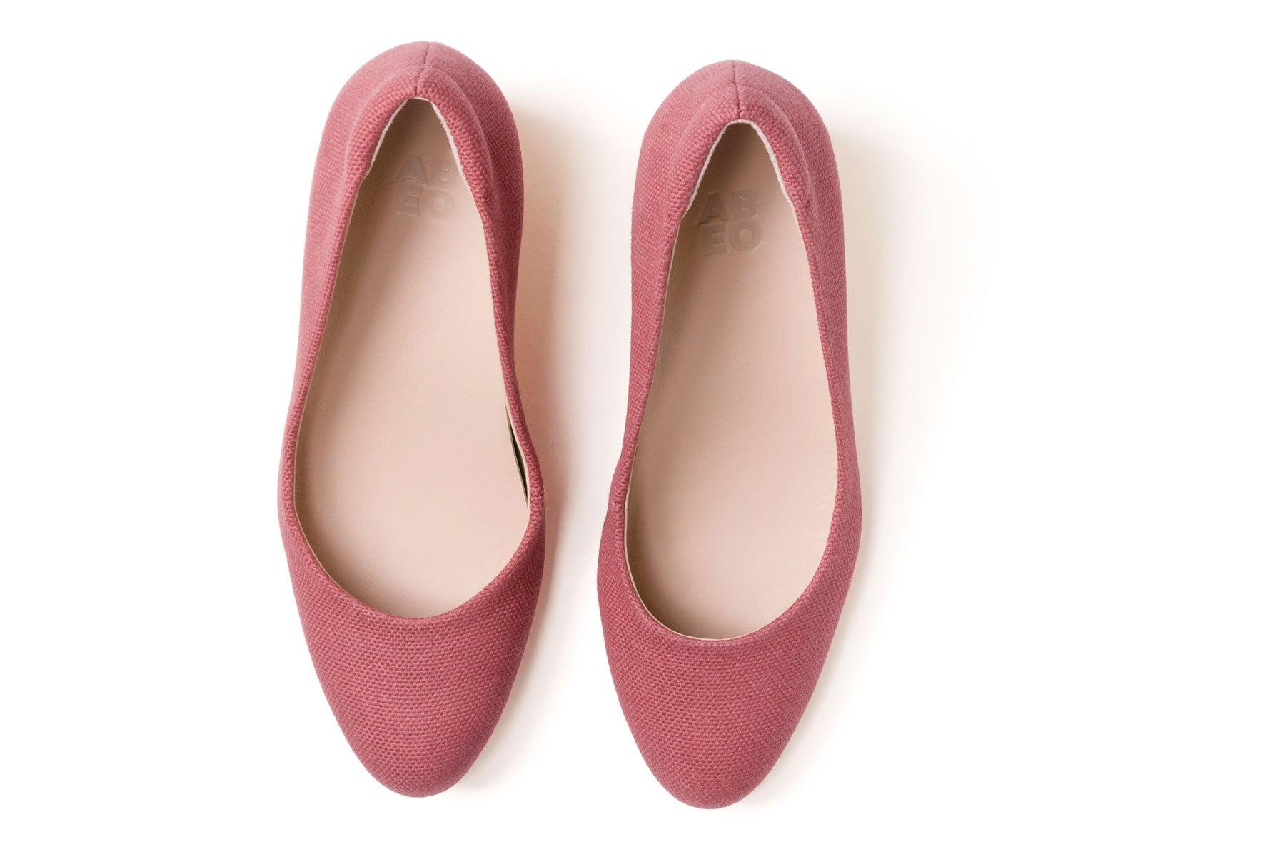 Quinn Metatarsal Female Product Image