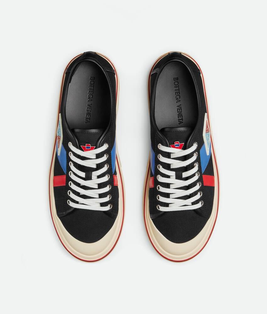 Men's Eliot Sneaker in Black Product Image