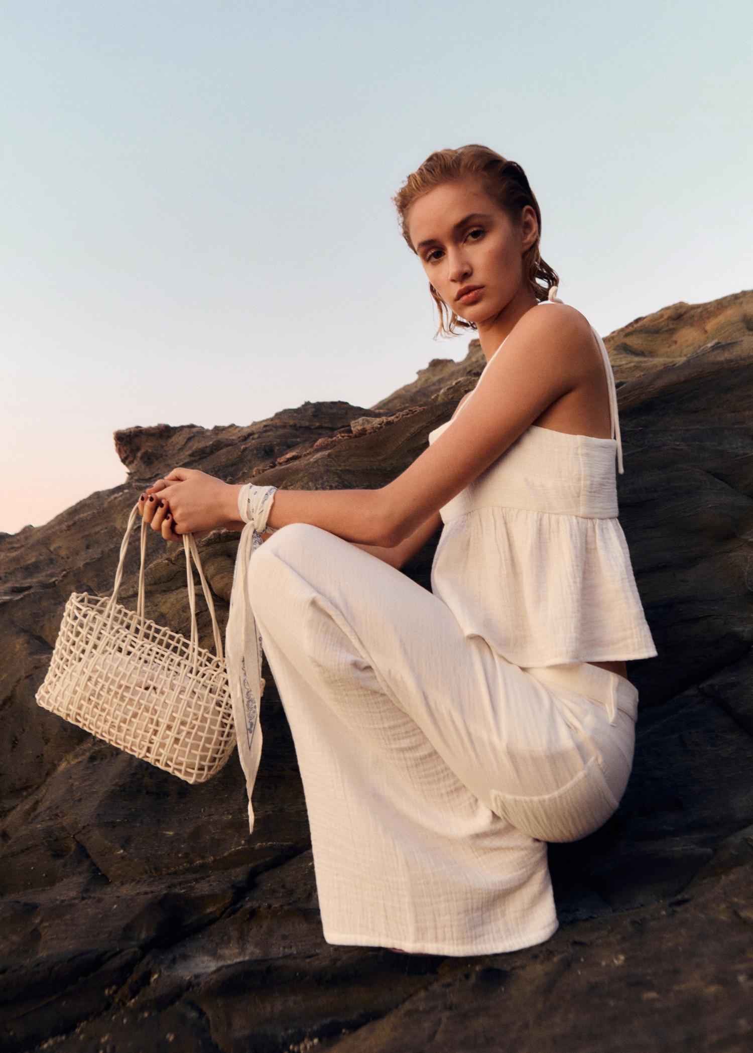 Cotton top with ruffles - Women | MANGO USA Product Image