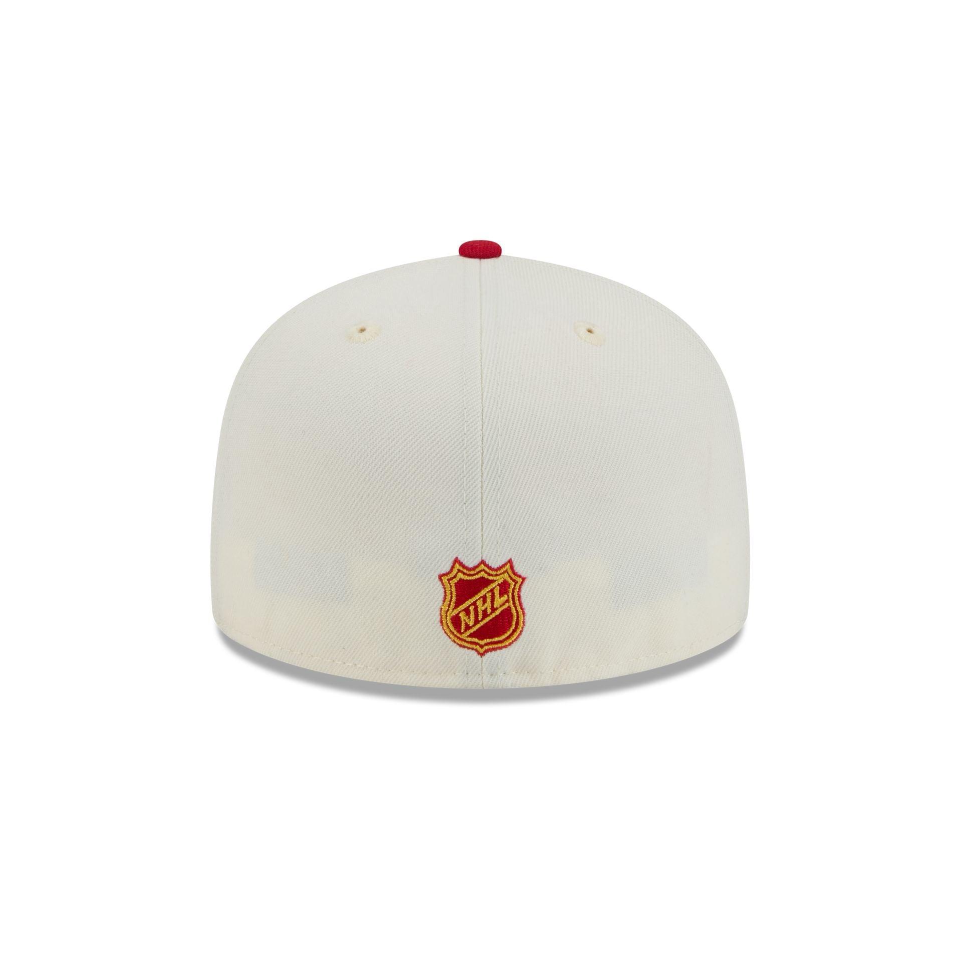 Calgary Flames Chrome White 59FIFTY Fitted Hat Male Product Image