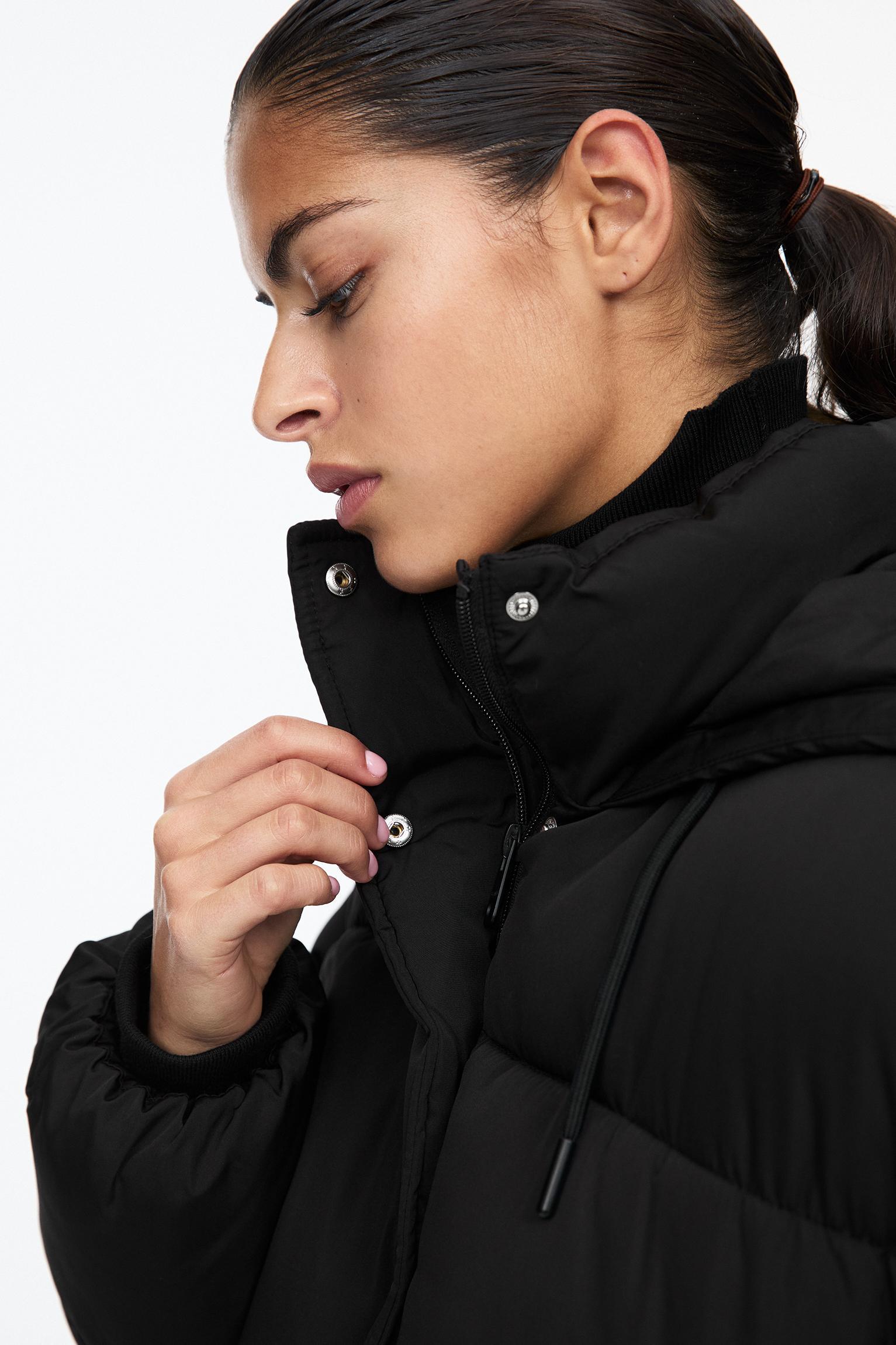 Puffer jacket with hood Product Image