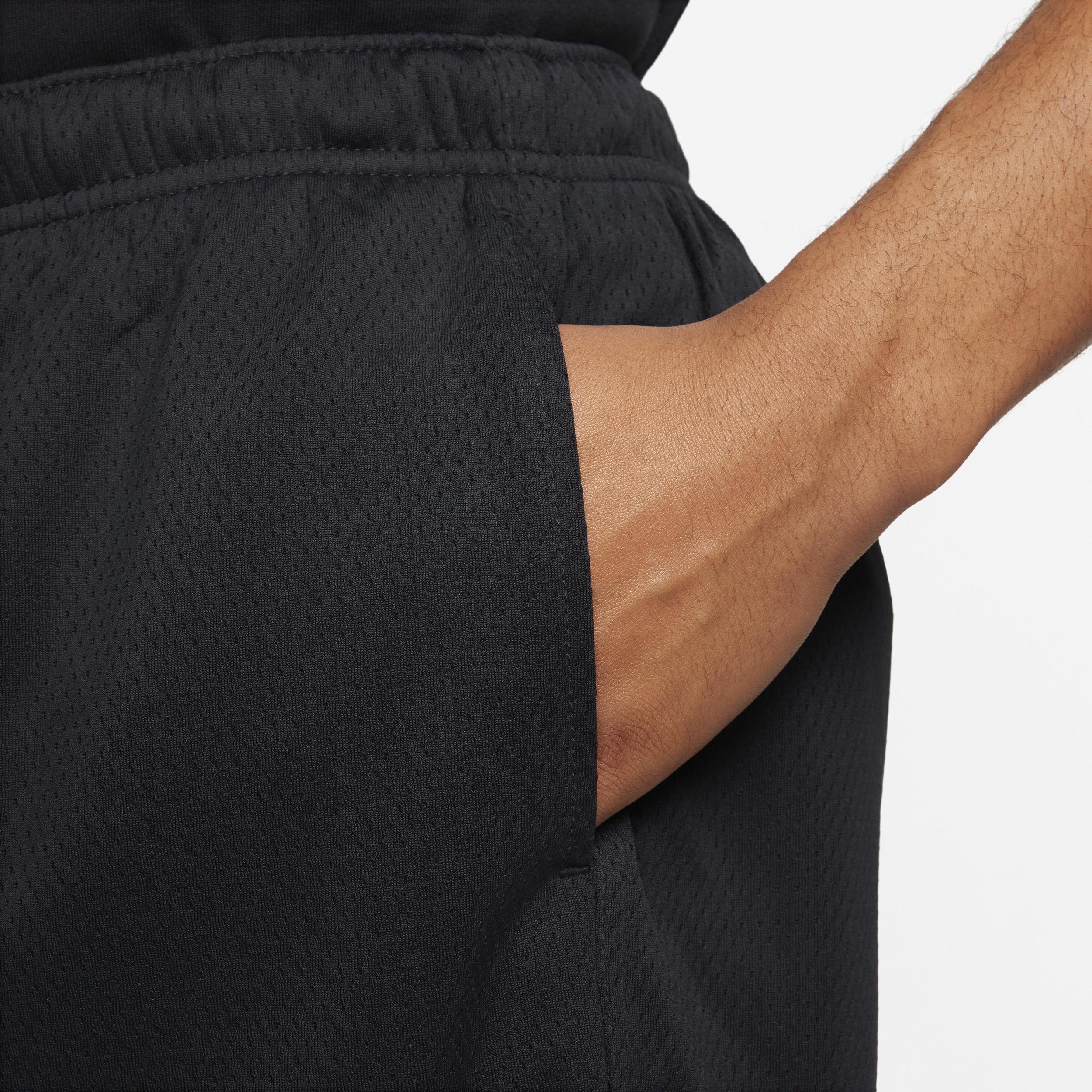 Nike Men's Club Mesh Flow Shorts Product Image