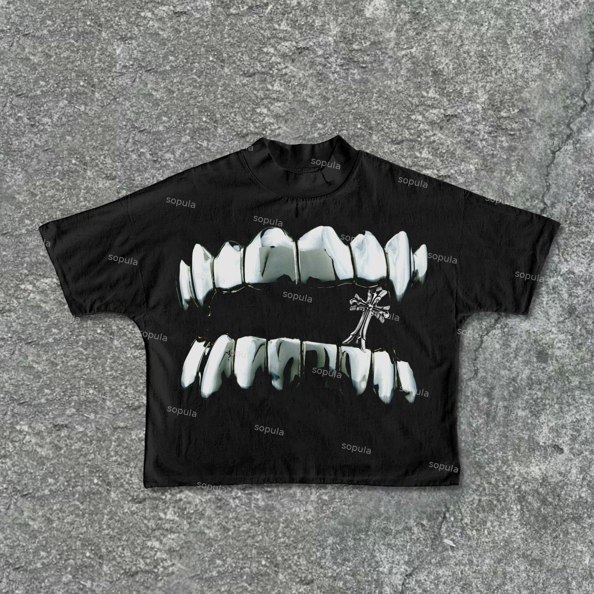 Sopula Cross Teeth Graphic Cotton Cropped T-Shirts Product Image