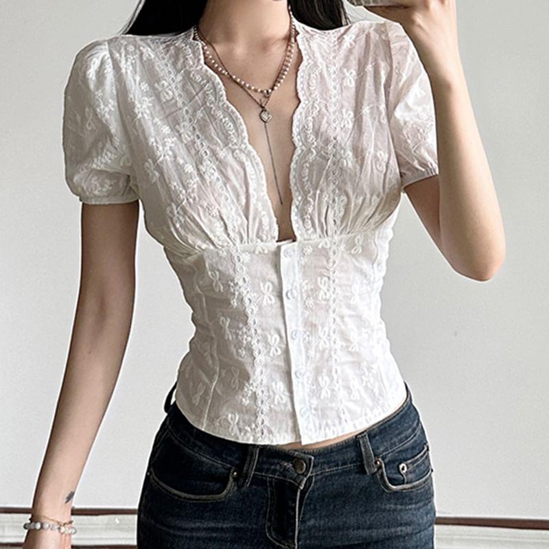 Short Sleeve V-Neck Plain Lace Slim-Fit Crop Shirt Product Image