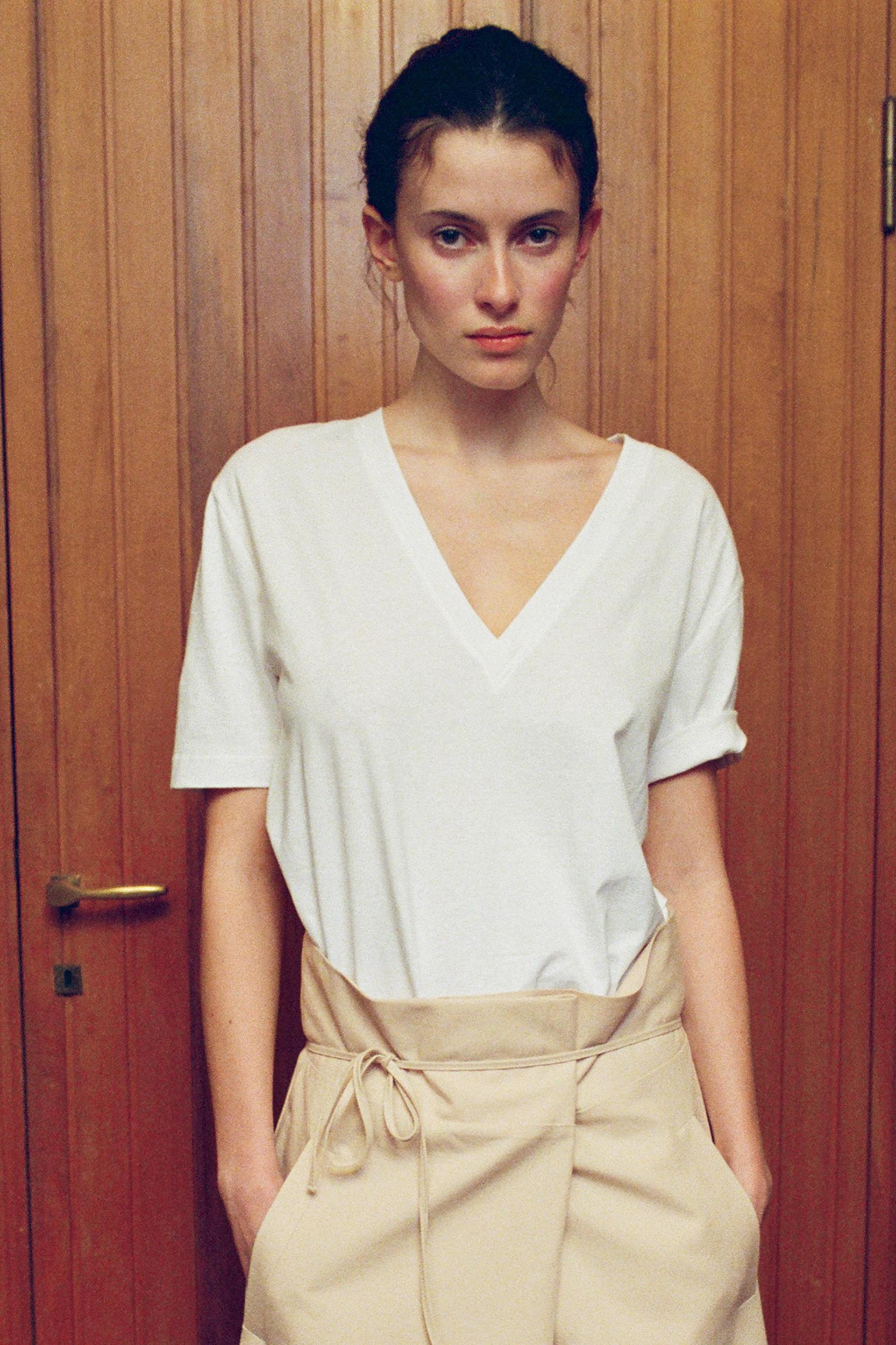 HIGH-WAISTED PANTS Product Image