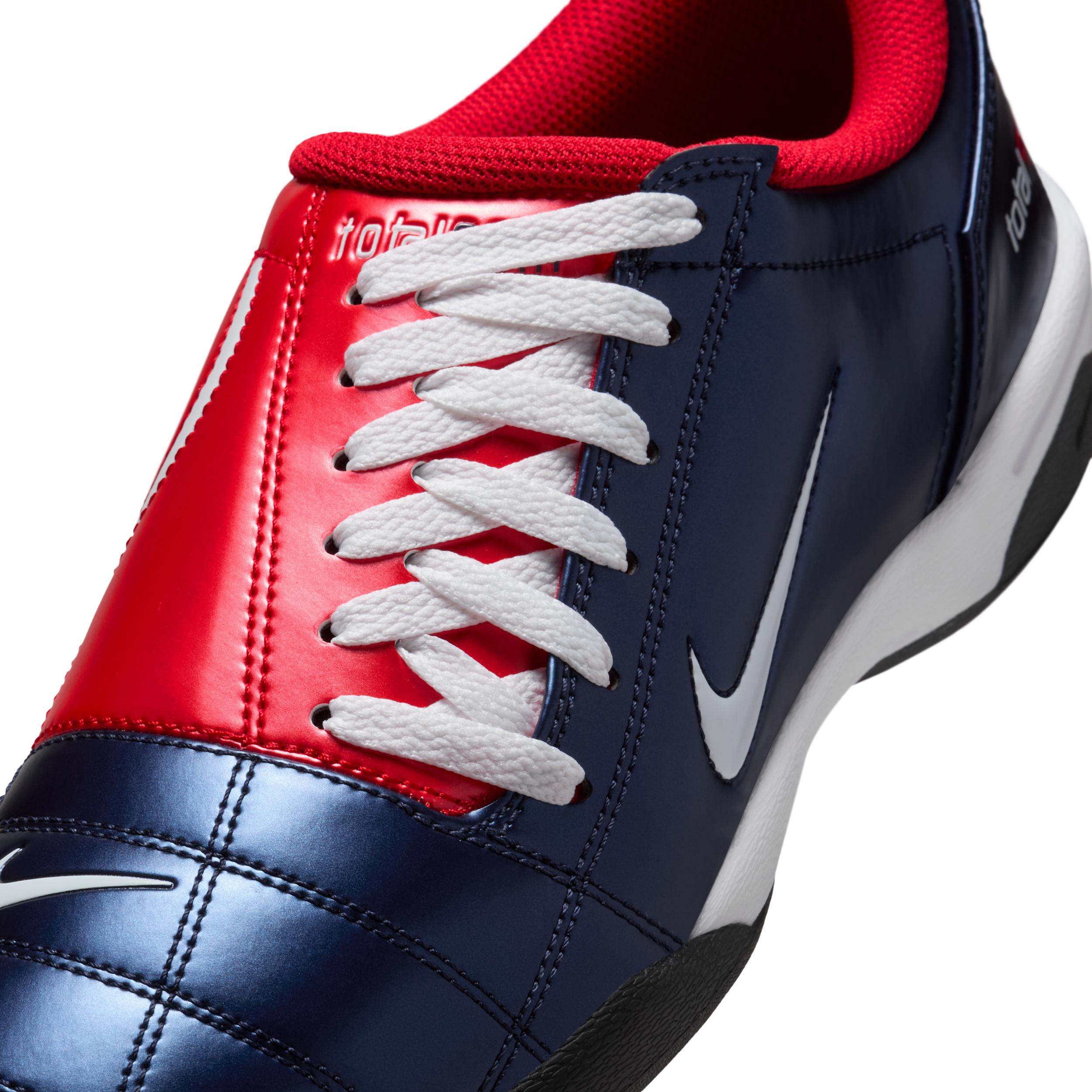 Nike Men's Total 90 Shoes Product Image