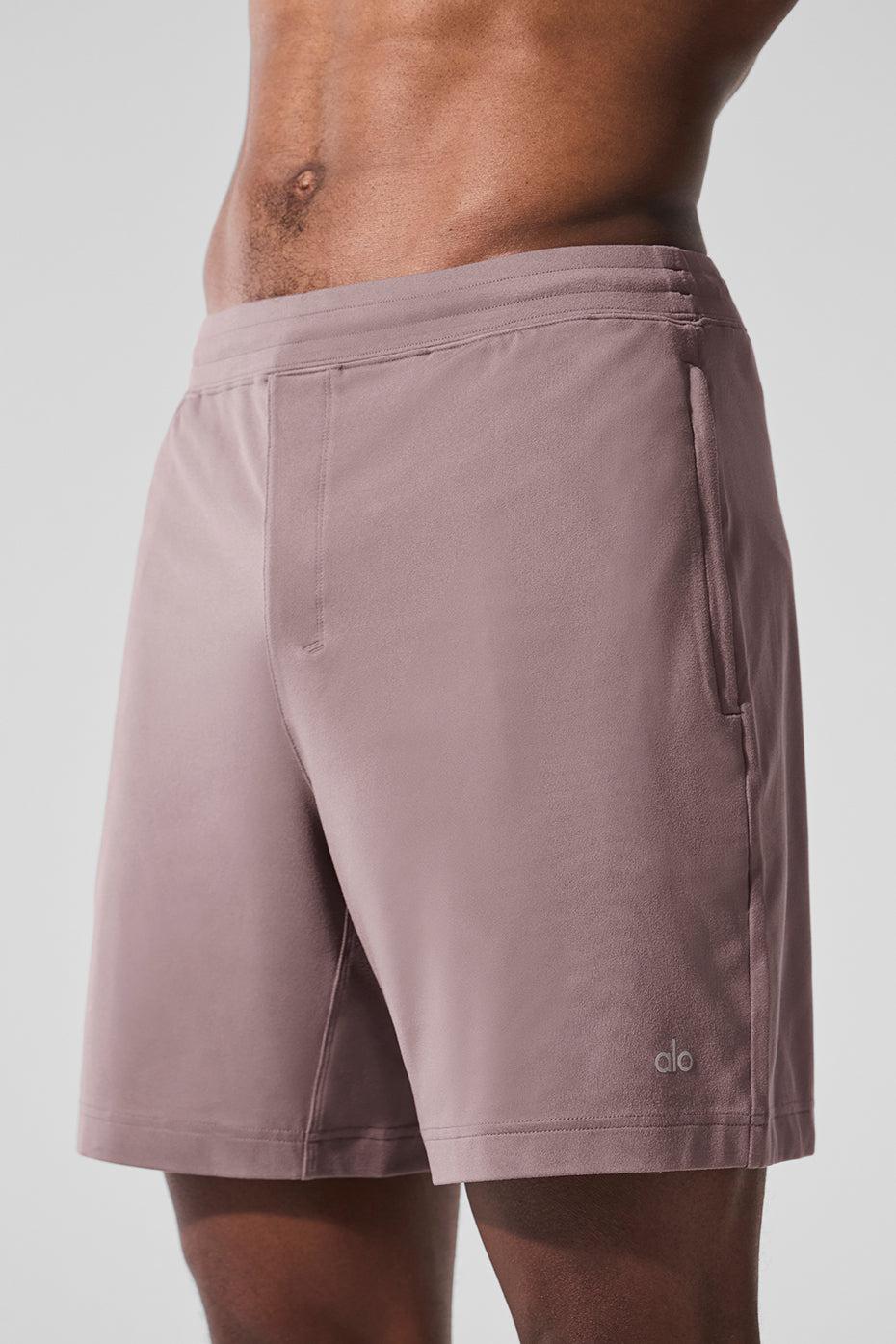 7" Conquer React Performance Short - Mushroom Product Image