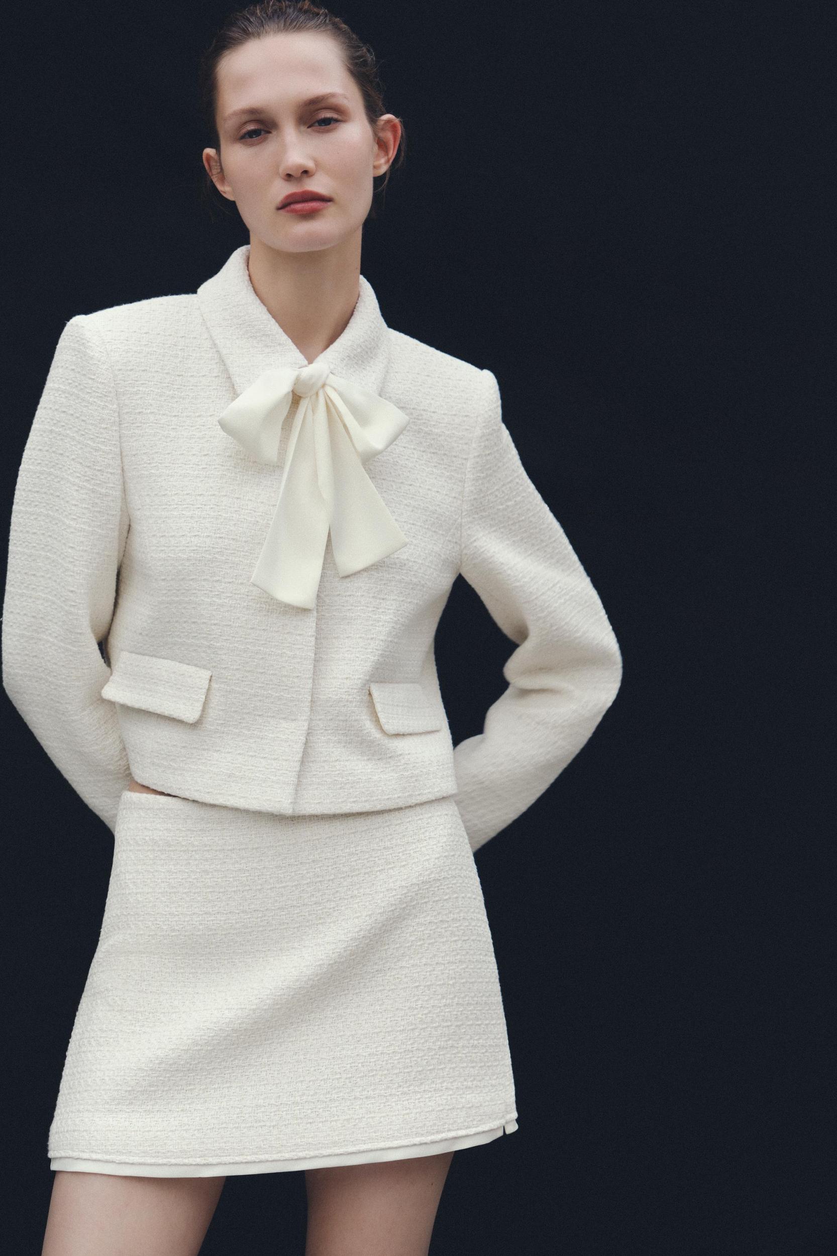 TEXTURED SKORT Product Image