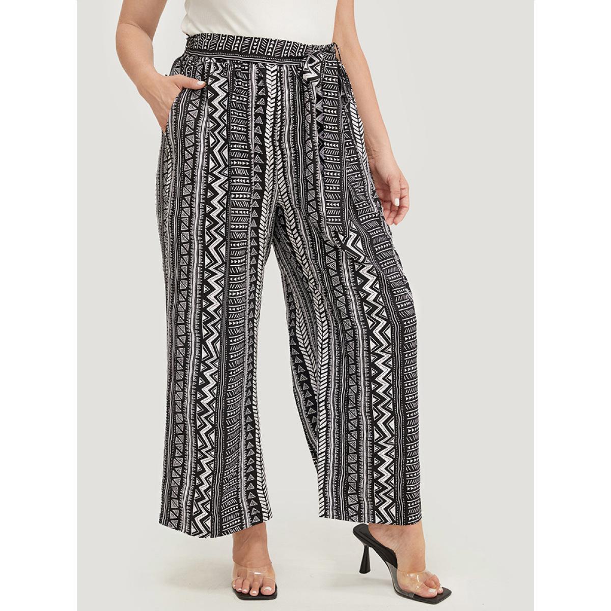 Plus Size Geometric & Striped Print Belt Pocket Pants Women Black Vacation Wide Leg High Rise Dailywear Pants BloomChic 26/4X Product Image