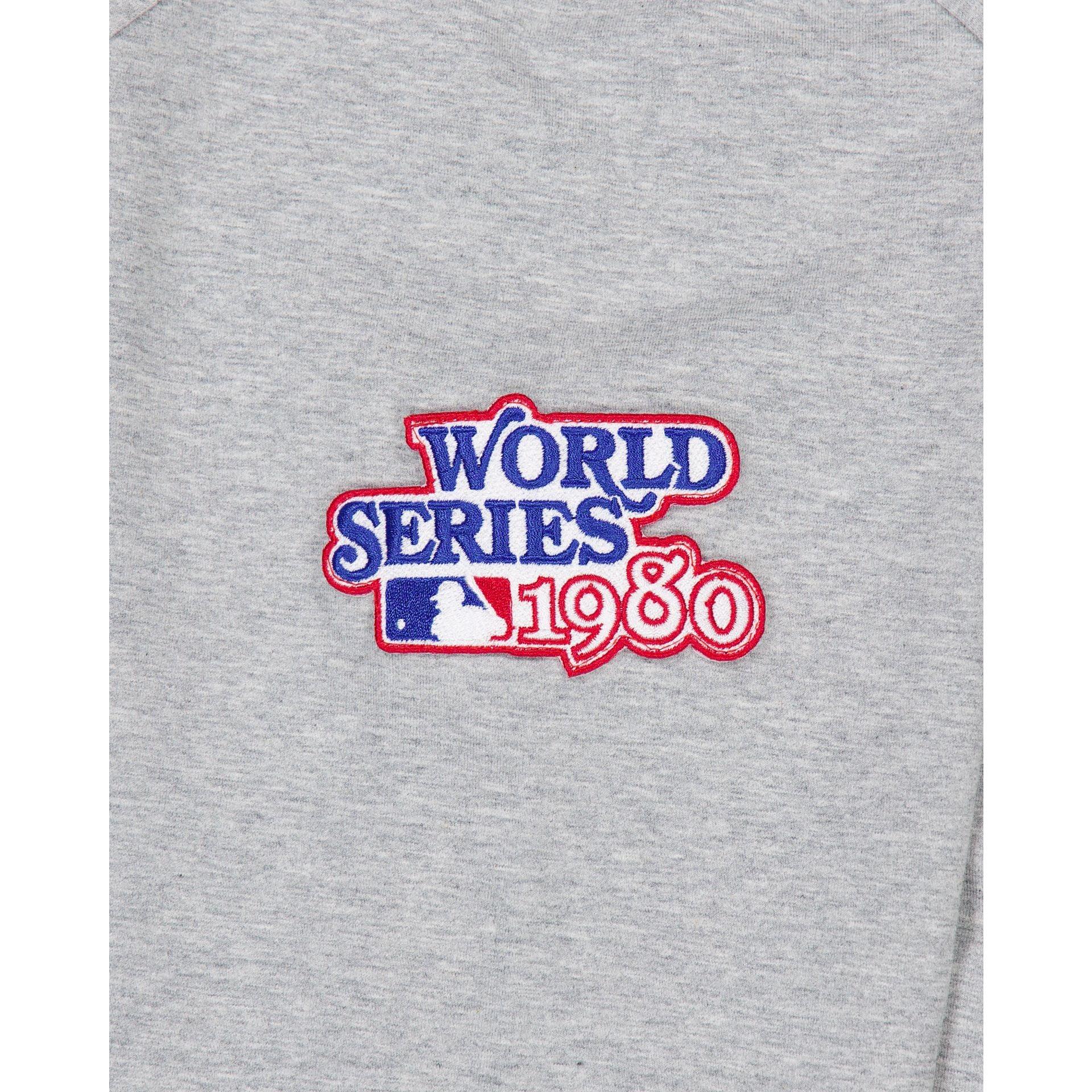 Philadelphia Phillies Gray Logo Select Crewneck Male Product Image