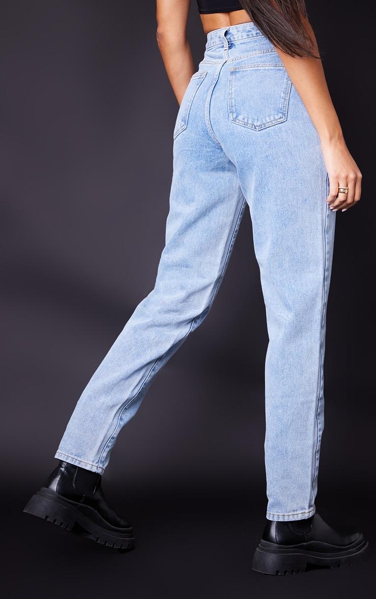 PRETTYLITTLETHING L32 Light Blue Wash Mom Jeans Product Image