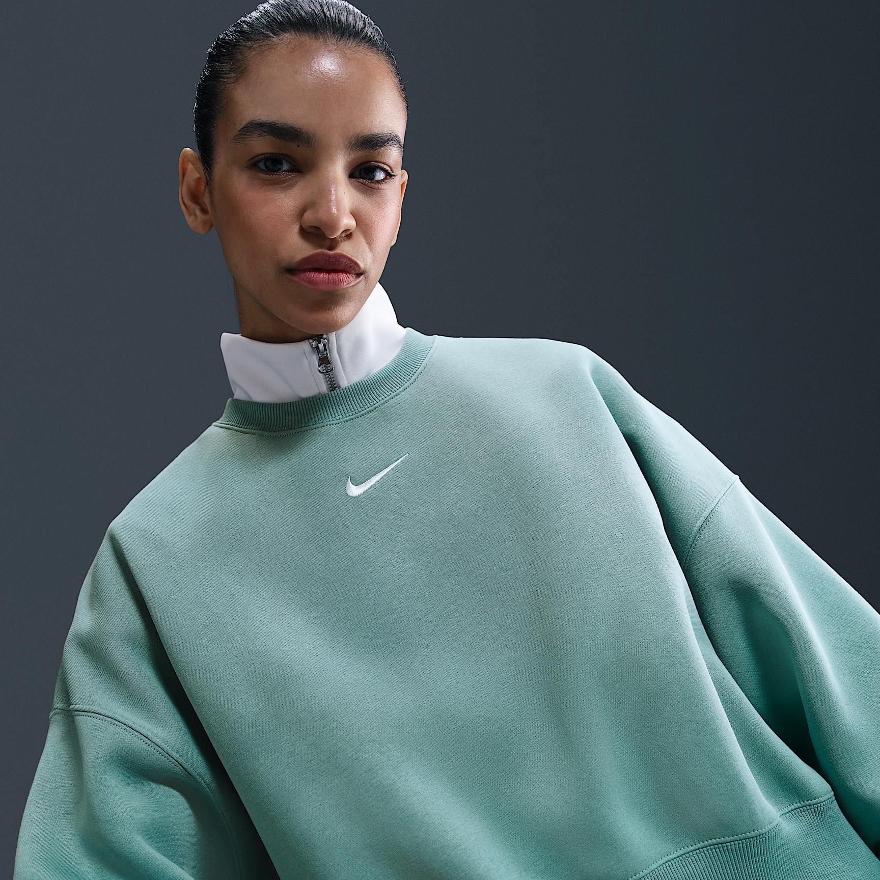 Womens Nike Sportswear Phoenix Fleece Over-Oversized Crew-Neck Sweatshirt | DQ5761-017 Product Image