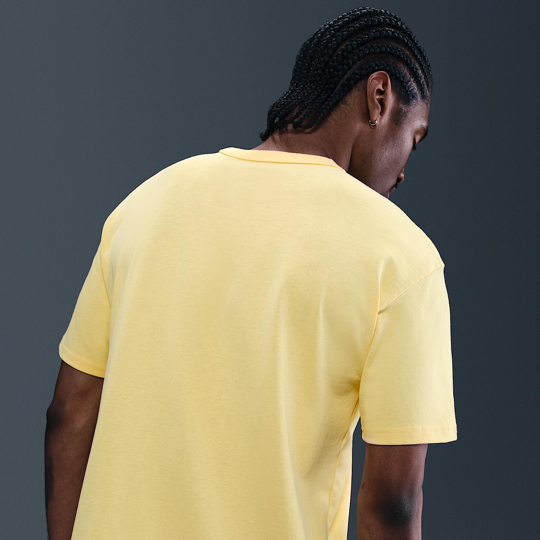 Mens Nike Sportswear Premium Essentials T-Shirt | HQ9240-722 Product Image