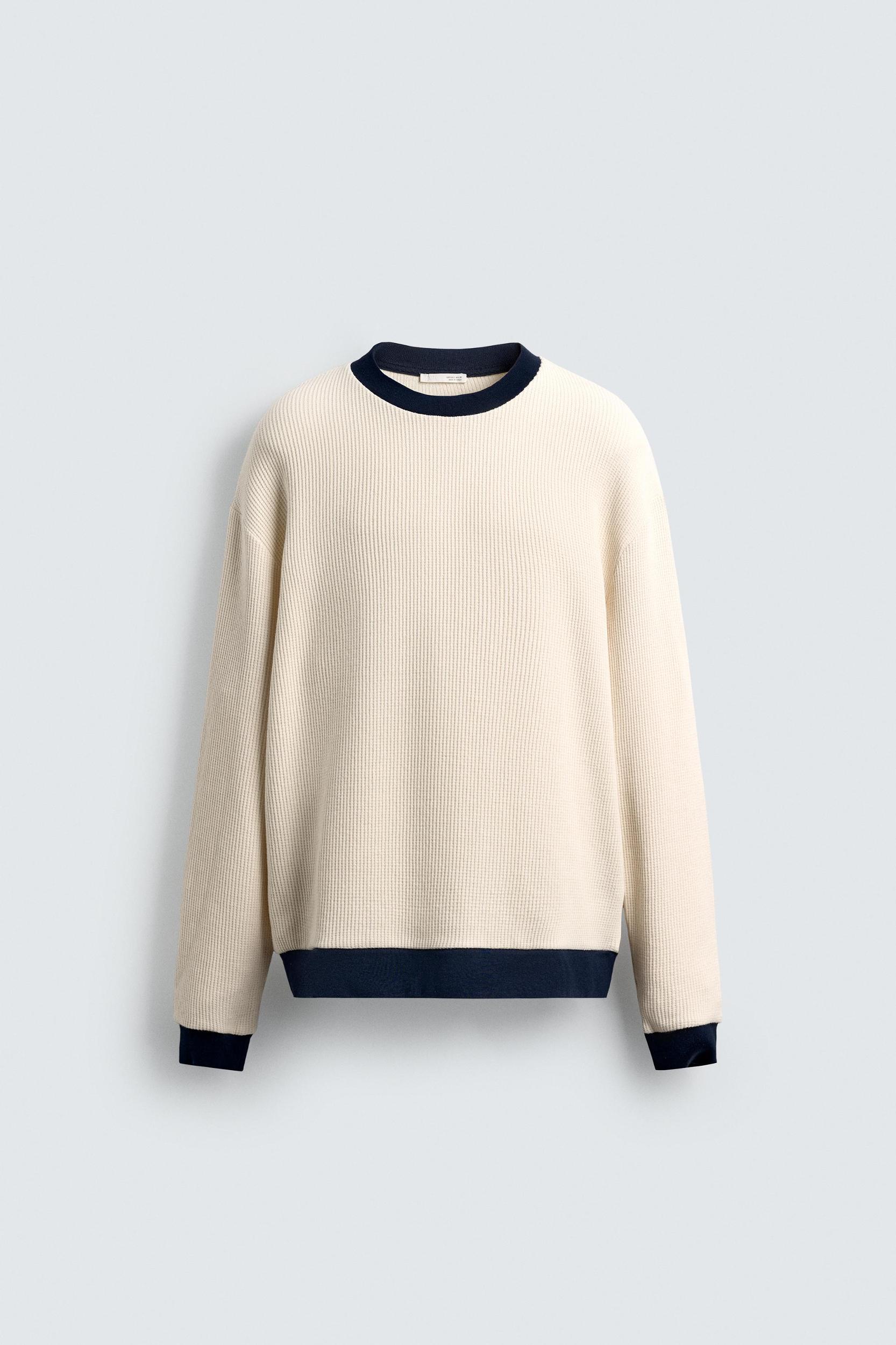 CONTRAST WAFFLE SWEATSHIRT Product Image