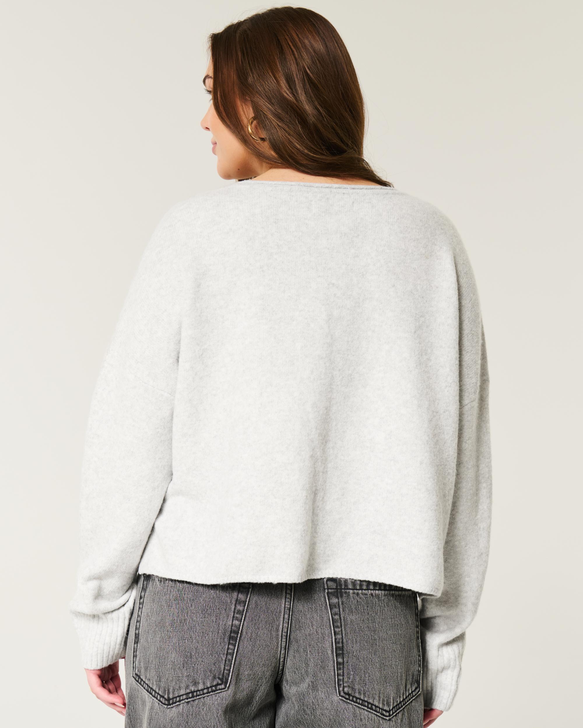 Hollister Comfy Cloud Graphic Notch-Neck Sweater Product Image