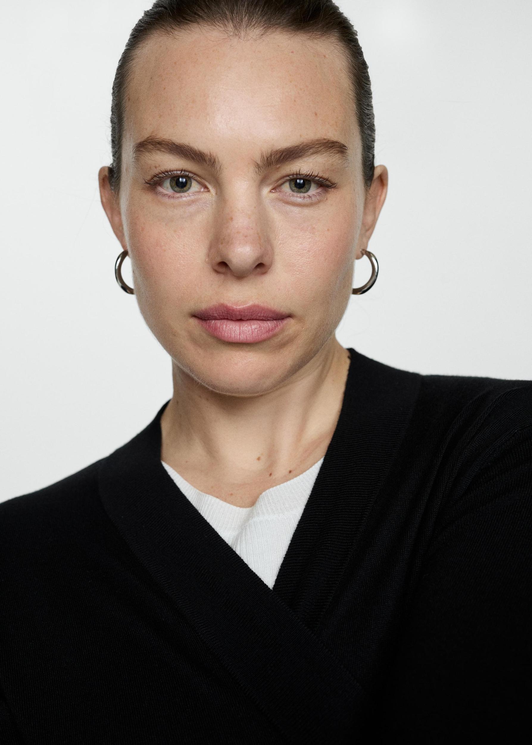 Fine-knit cardigan - Women | MANGO USA Product Image