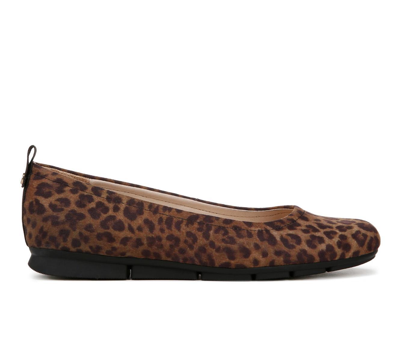 Women's Dr. Scholls Timeless Flats Product Image