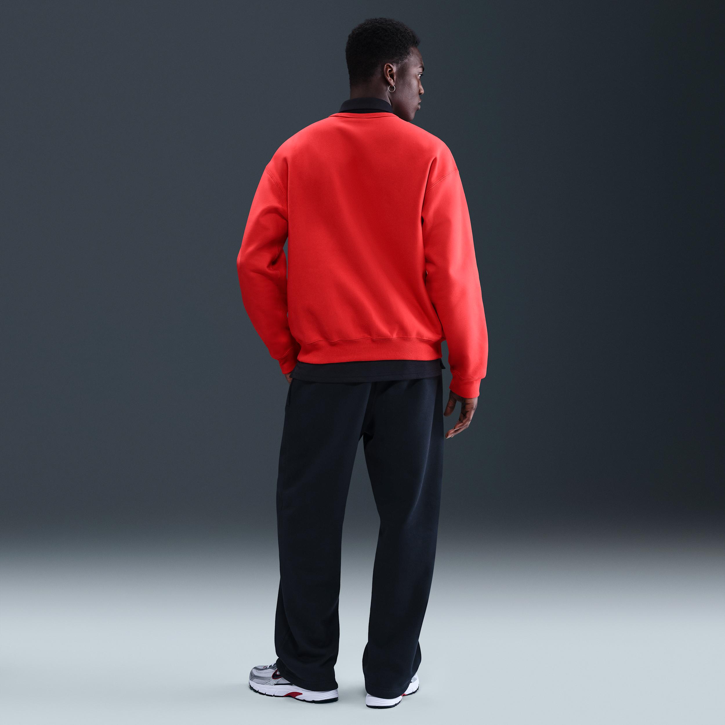 Nike Men's Solo Swoosh Fleece Crew Product Image