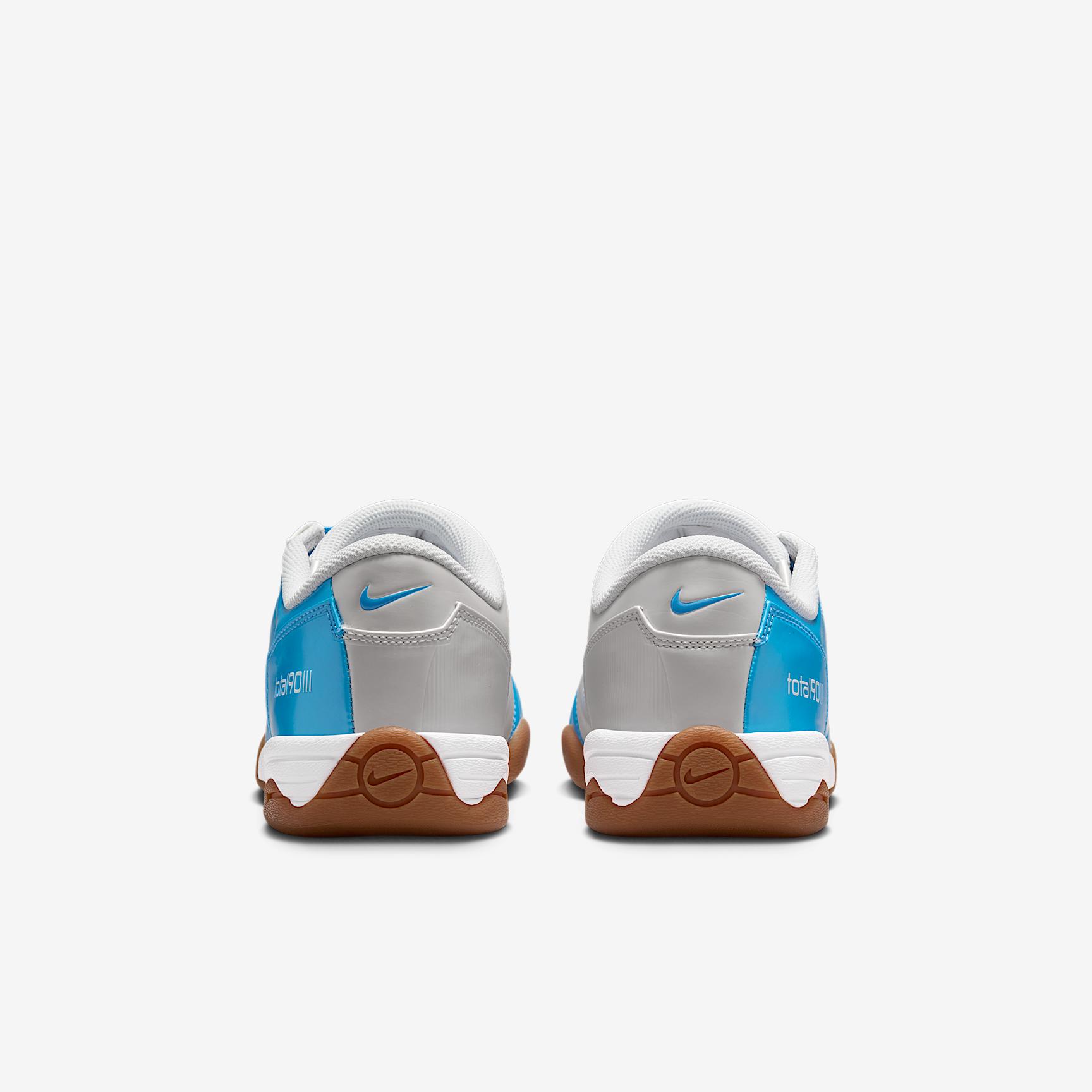 Nike Men's Total 90 Shoes Product Image