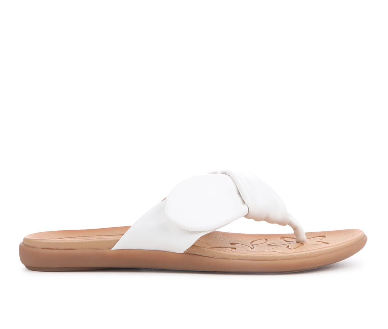 Women's BOC Halle Flip-Flops Product Image