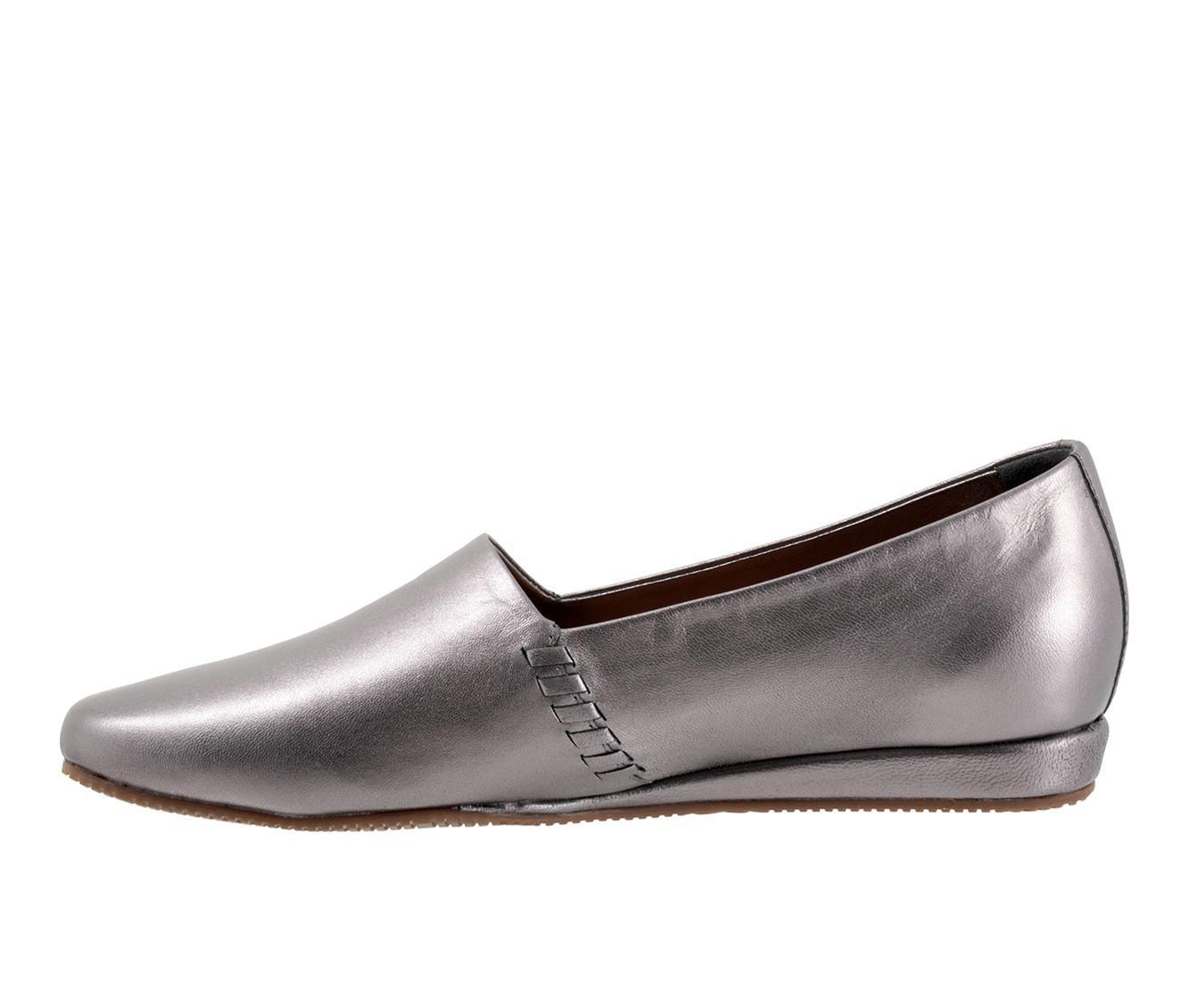 Women's Softwalk Vale Loafers Product Image