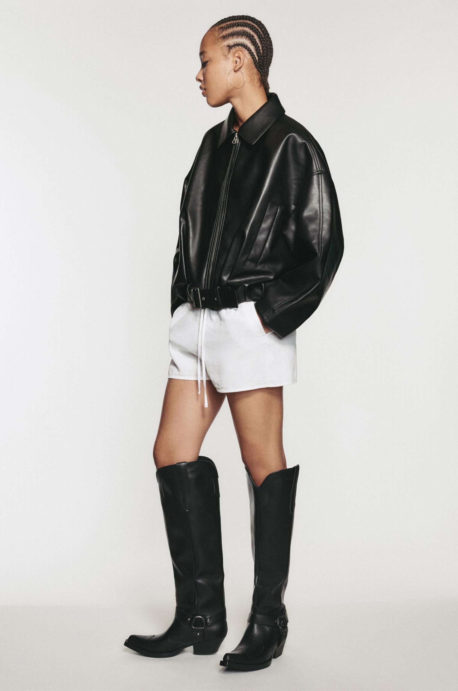 Heeled cowboy boots Product Image