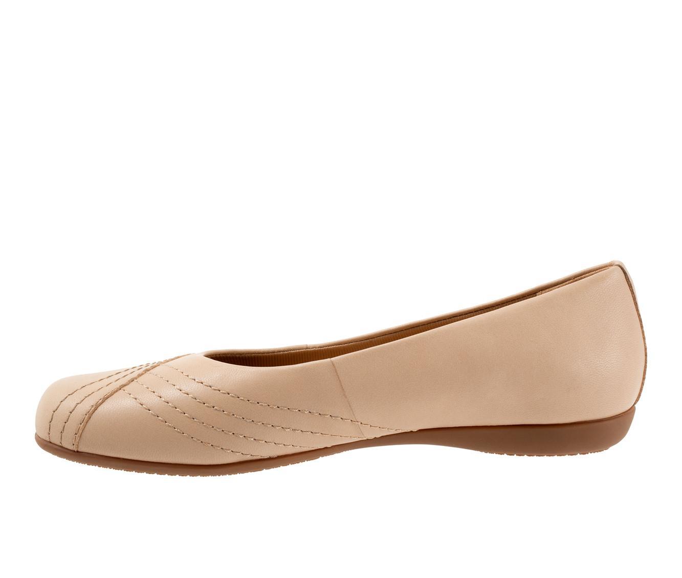 Women's Trotters Sasha Flats Product Image