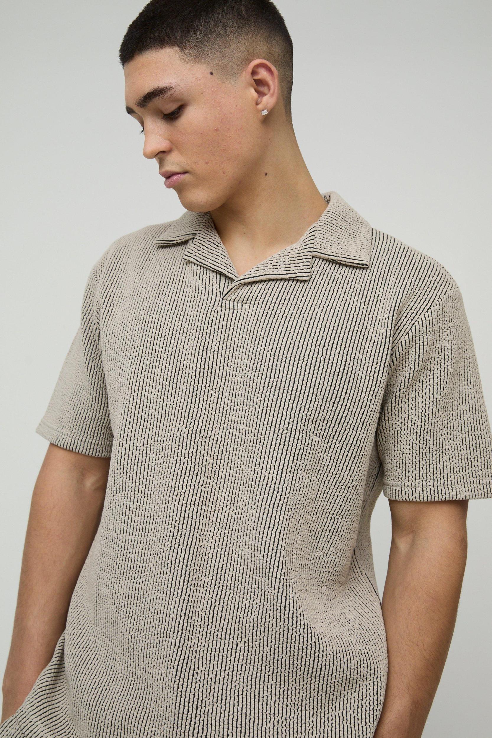 Regular Fit Revere Jacquard Rib Polo | boohooMAN USA Product Image