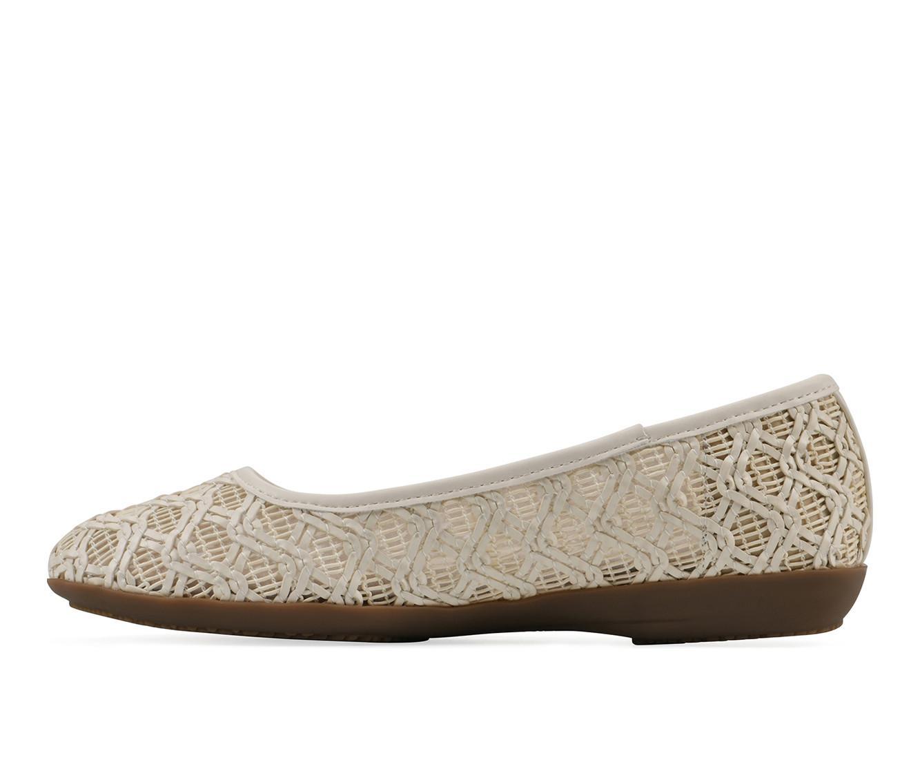 Women's Cliffs by White Mountain Cariann Flats Product Image
