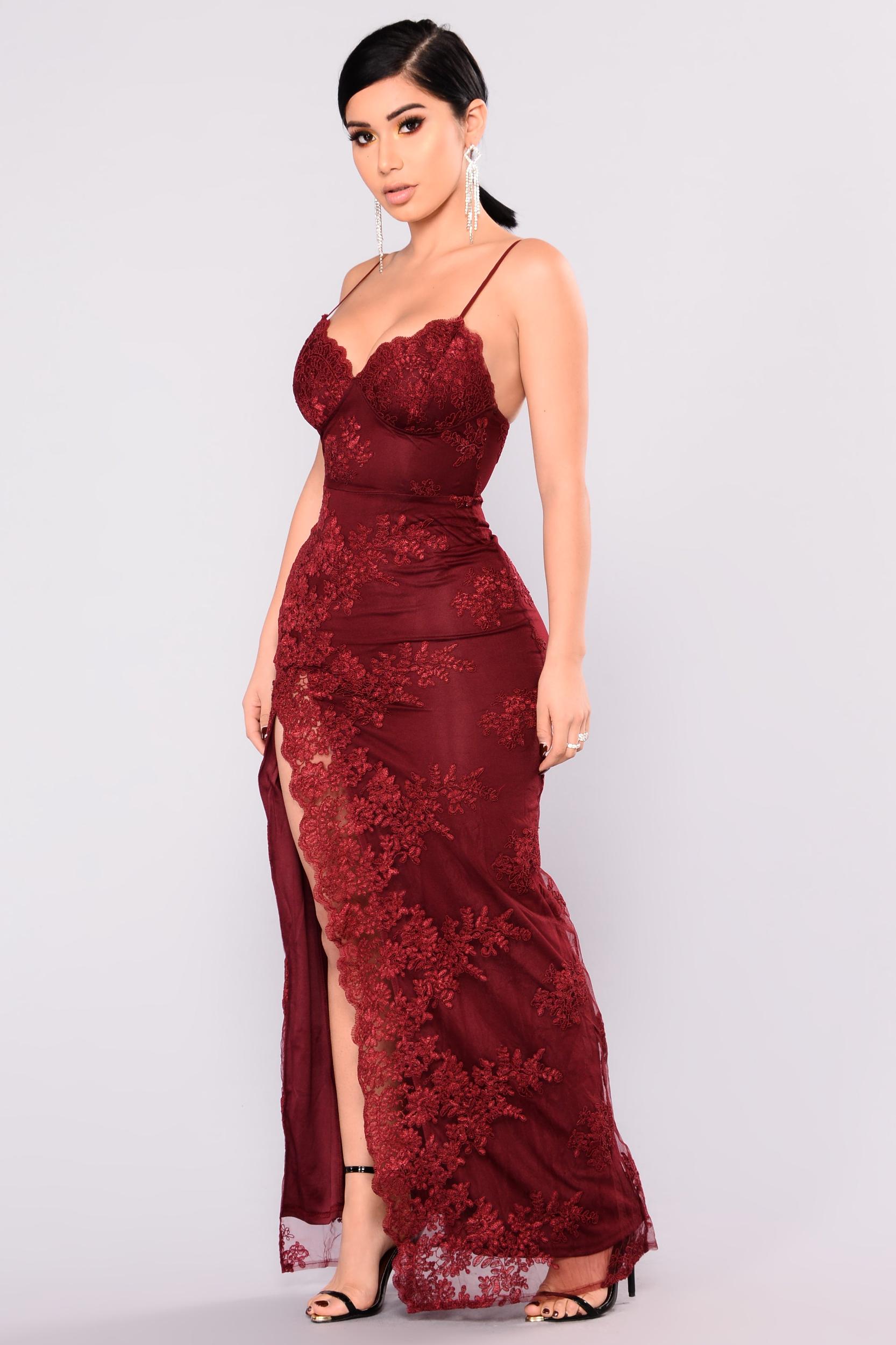 A Night In Tokyo Lace Dress - Burgundy Product Image