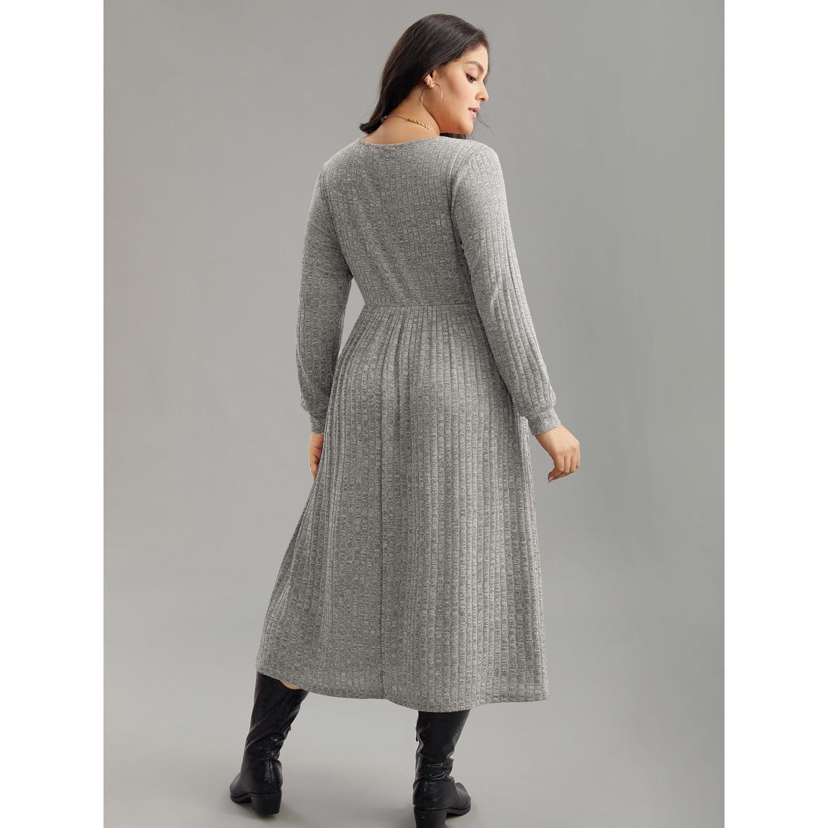 Plus Size Rib Knit Plain Plisse Long Sleeve Dress LightGray Women Leisure Rib Knit V-neck Long Sleeve Curvy Midi Dress BloomChic 28/5X Product Image