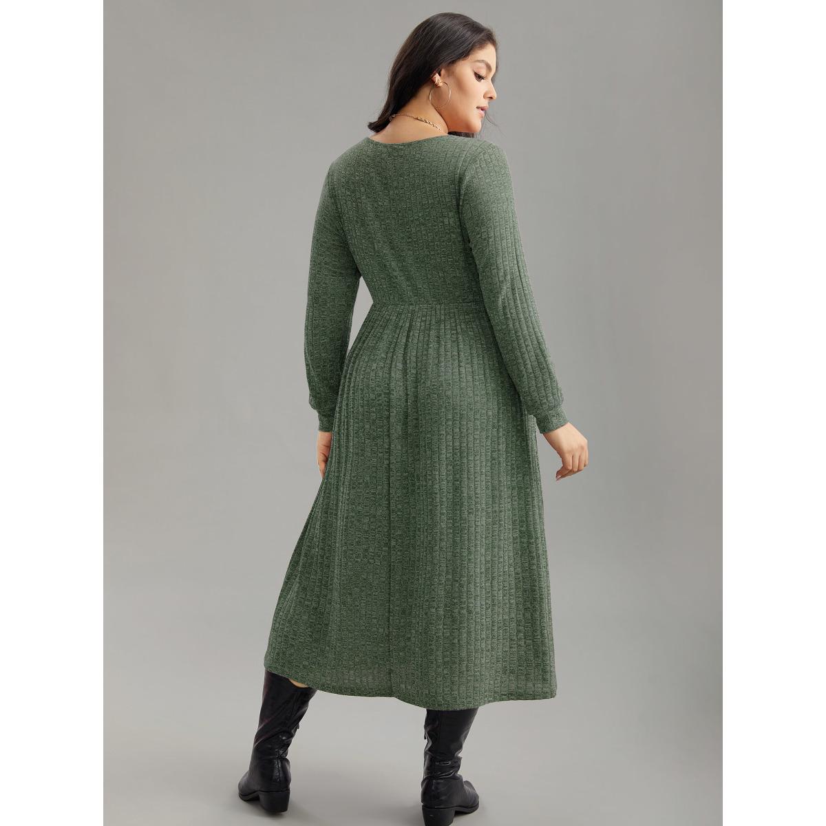 Plus Size Rib Knit Plain Plisse Long Sleeve Dress ArmyGreen Women Leisure Rib Knit V-neck Long Sleeve Curvy Midi Dress BloomChic 12/L Product Image