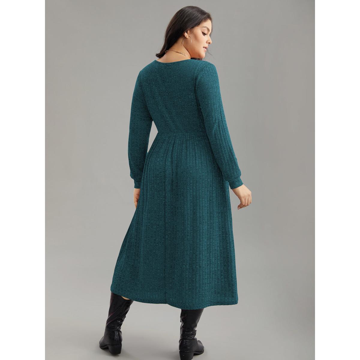 Plus Size Rib Knit Plain Plisse Long Sleeve Dress Aegean Women Leisure Rib Knit V-neck Long Sleeve Curvy Midi Dress BloomChic 26/4X Product Image