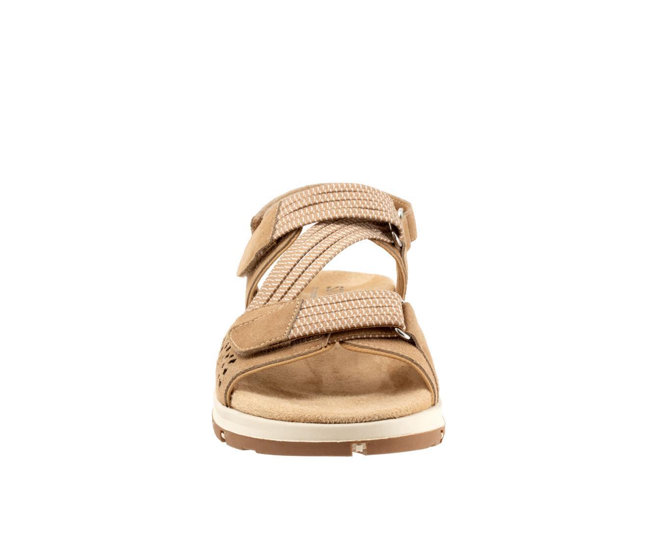 Women's Softwalk Oahu Sandals Product Image