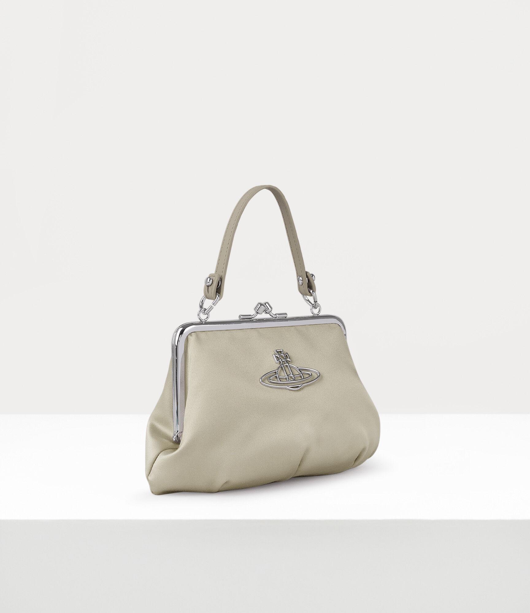 Granny Frame Purse Product Image