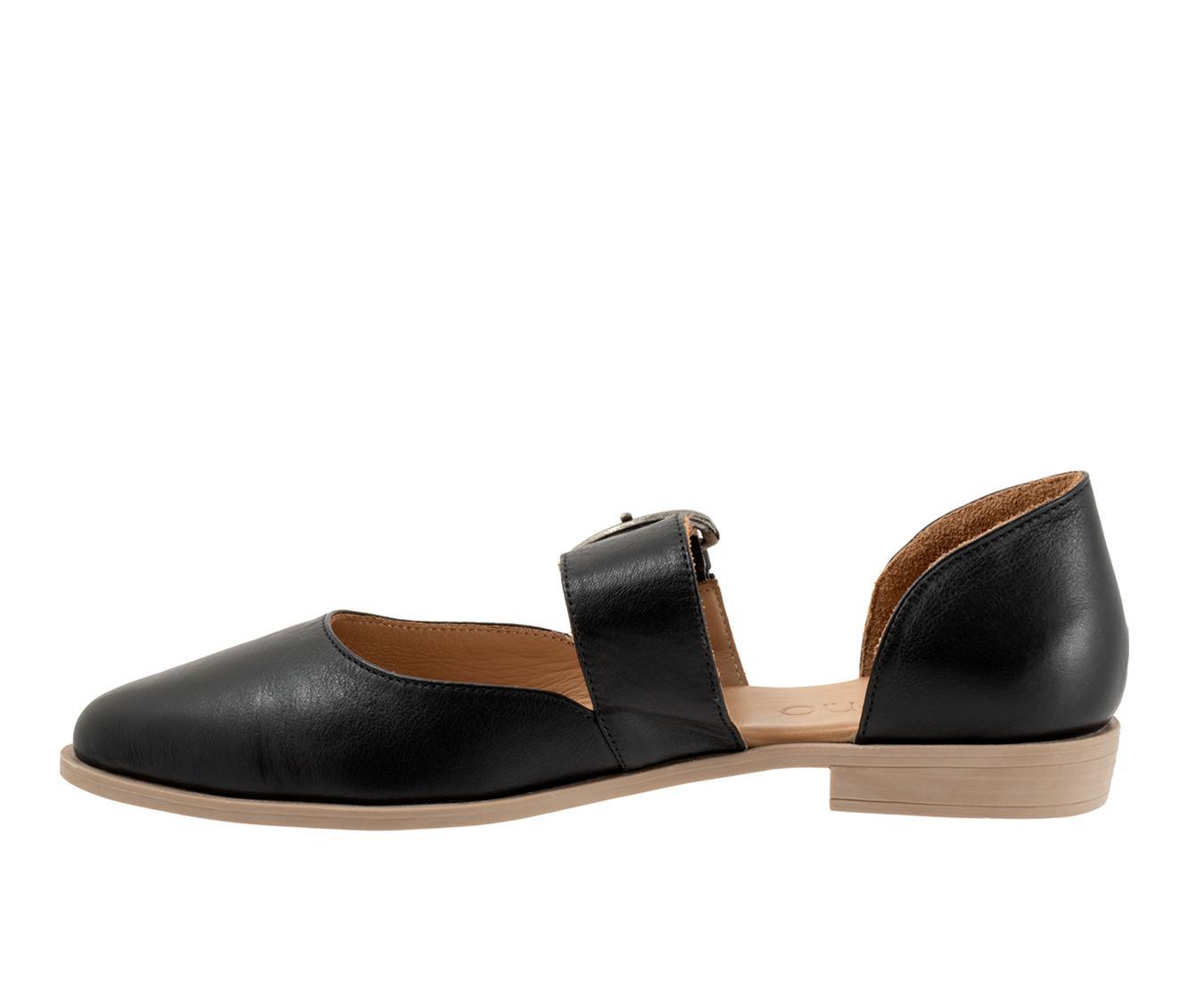 Women's Bueno Brittany Flats Product Image