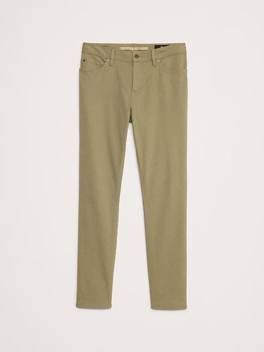 Skinny Traveler Pant Product Image