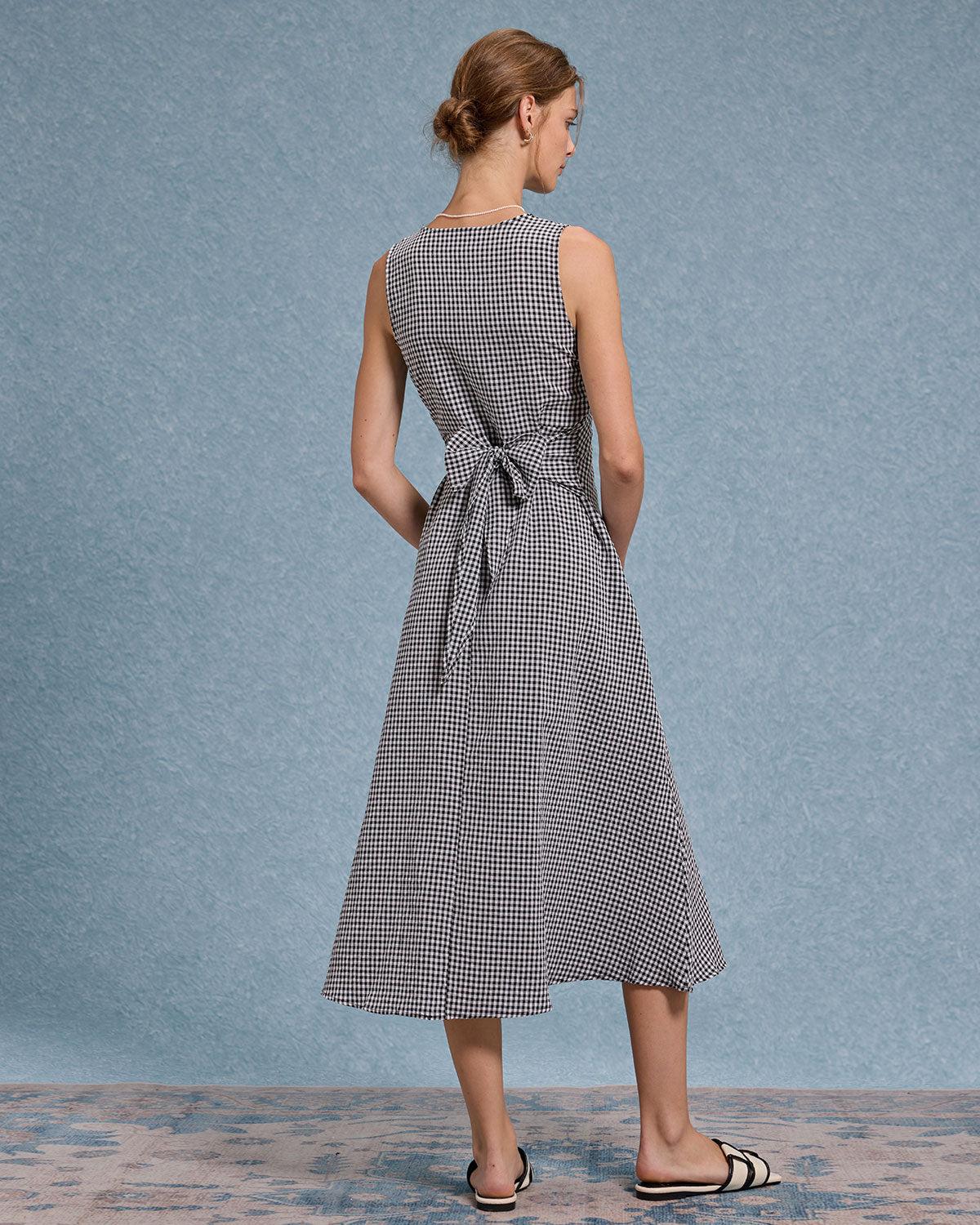 Black Plaid V Neck Sleeveless Maxi Dress Product Image