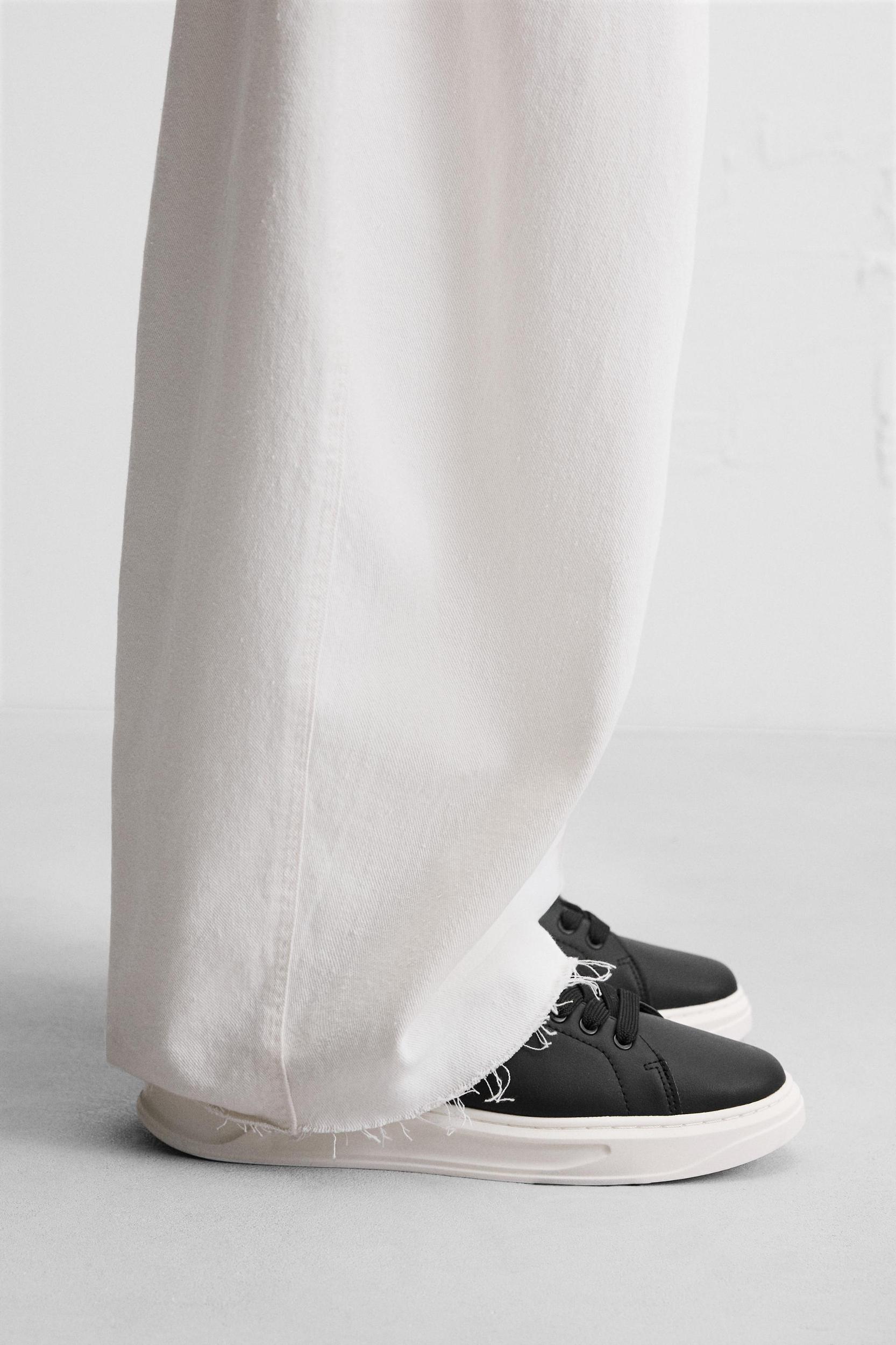 CHUNKY SNEAKERS Product Image