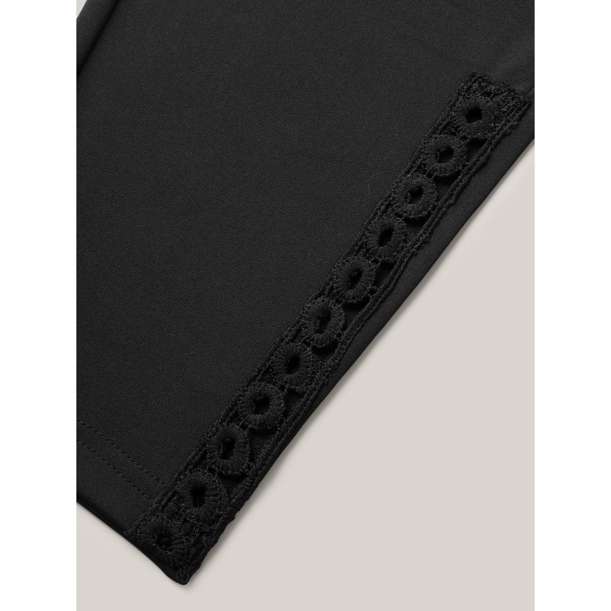 Plus Size No-Waist Gap Lace Panel Skinny-Fit Pants Women Black Elegant Skinny Mid Rise Everyday Pants BloomChic 28/5X Product Image