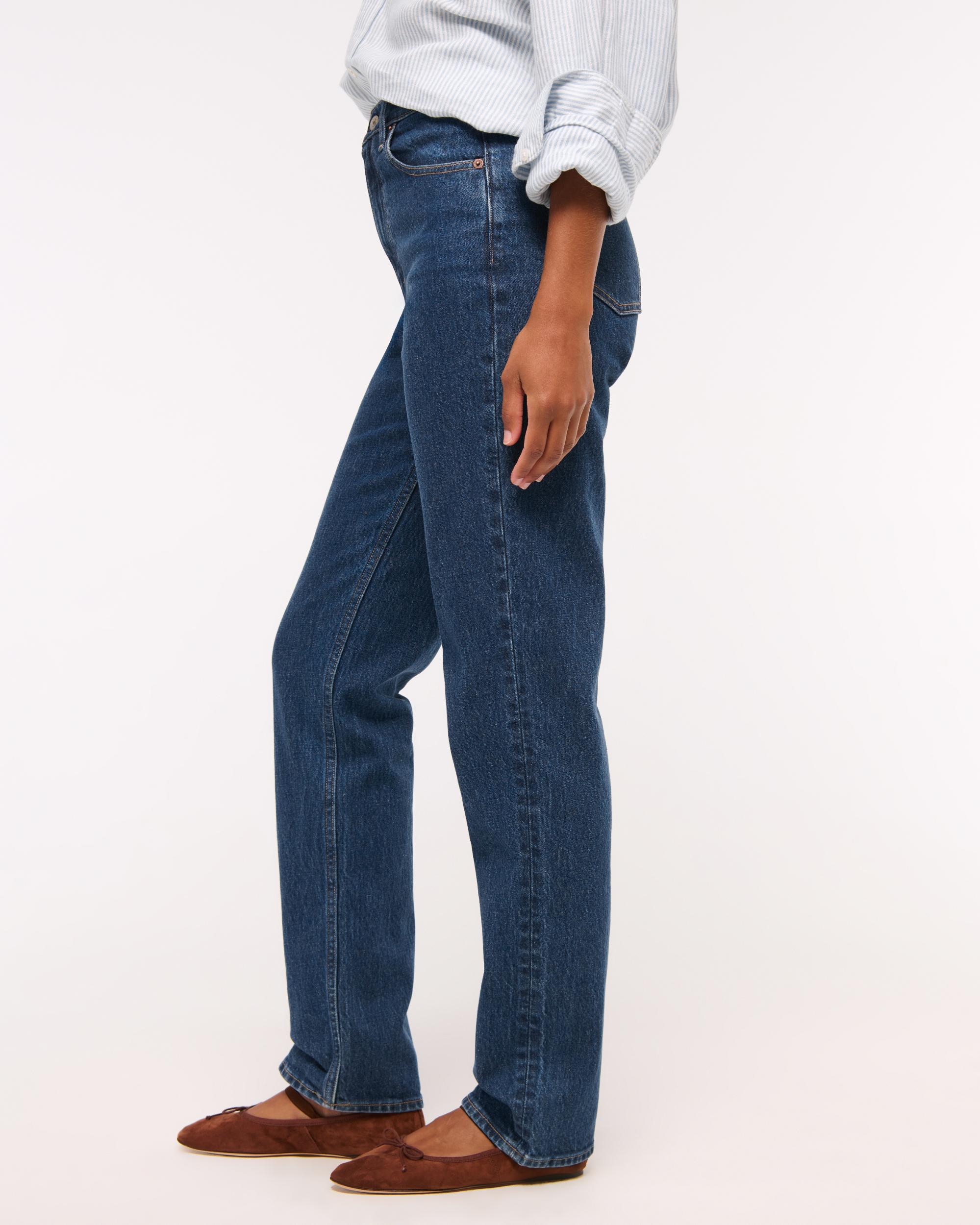 Curve Love Ultra High Rise 90s Straight Jean Product Image