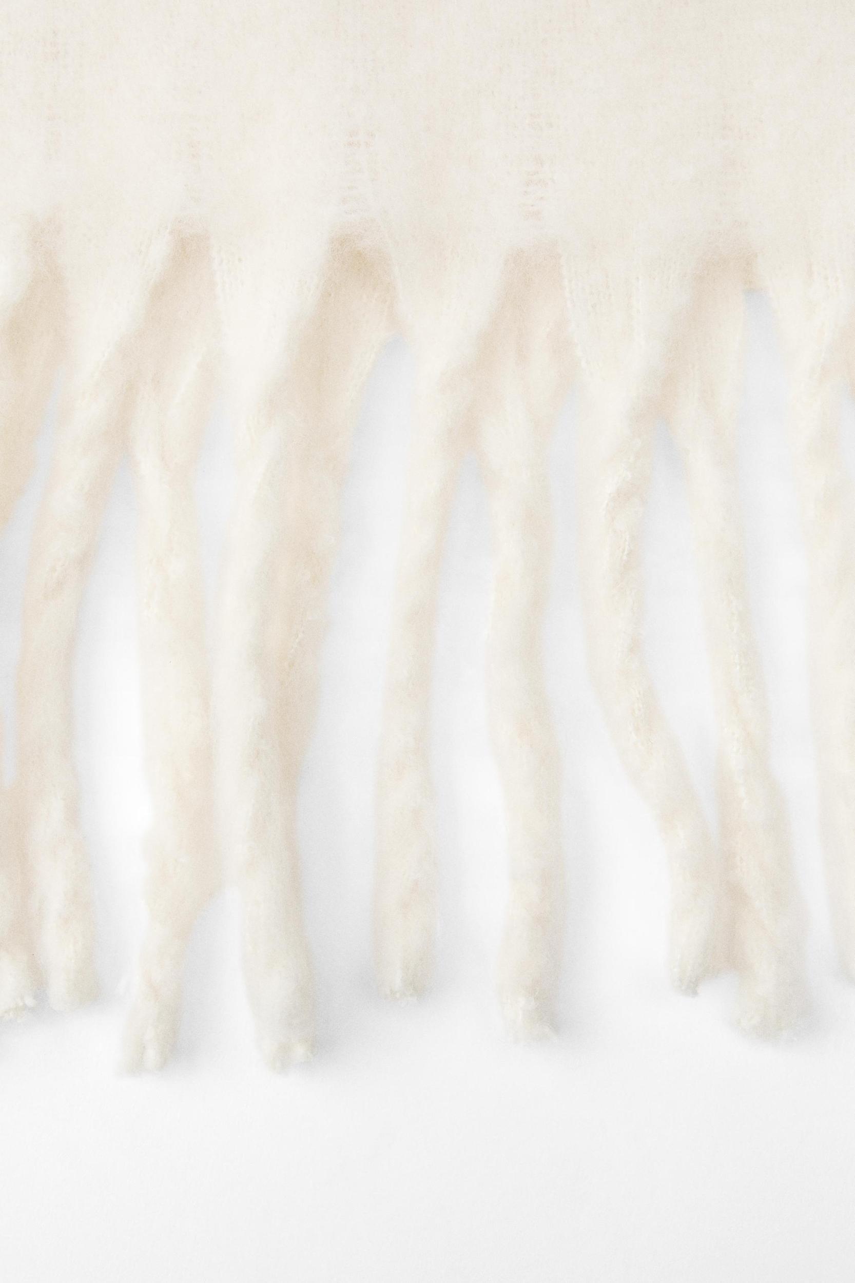 FRINGED WIDE SCARF Product Image