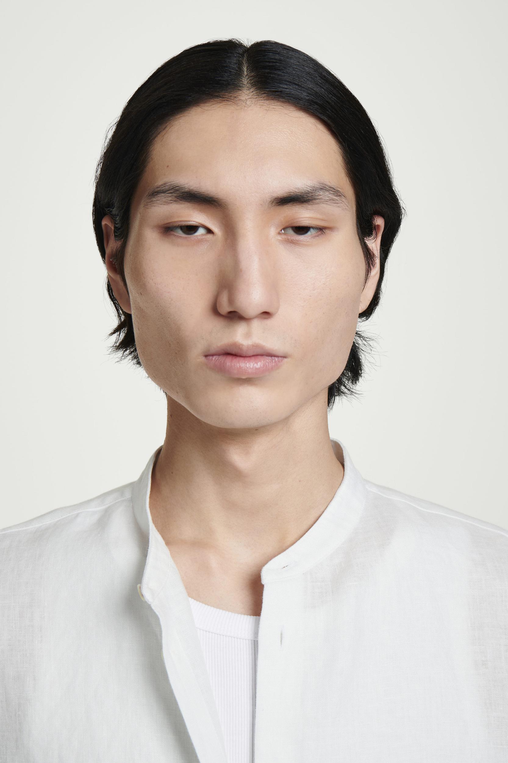 GRANDAD-COLLAR LINEN SHIRT Product Image