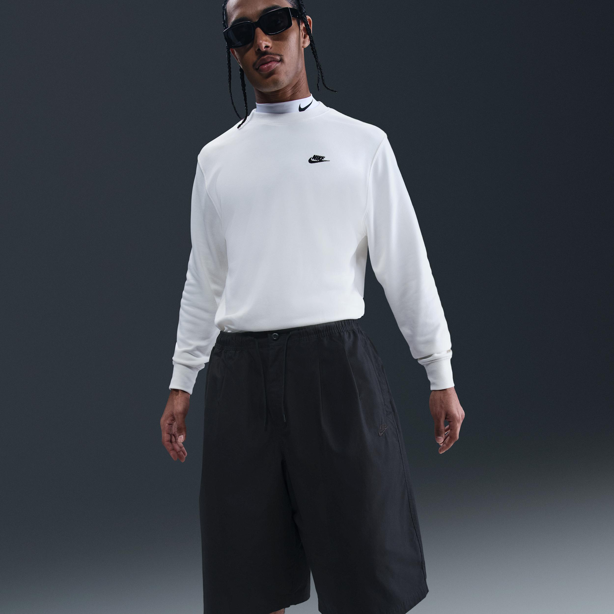 Nike Club Men's Oversized Shorts Product Image